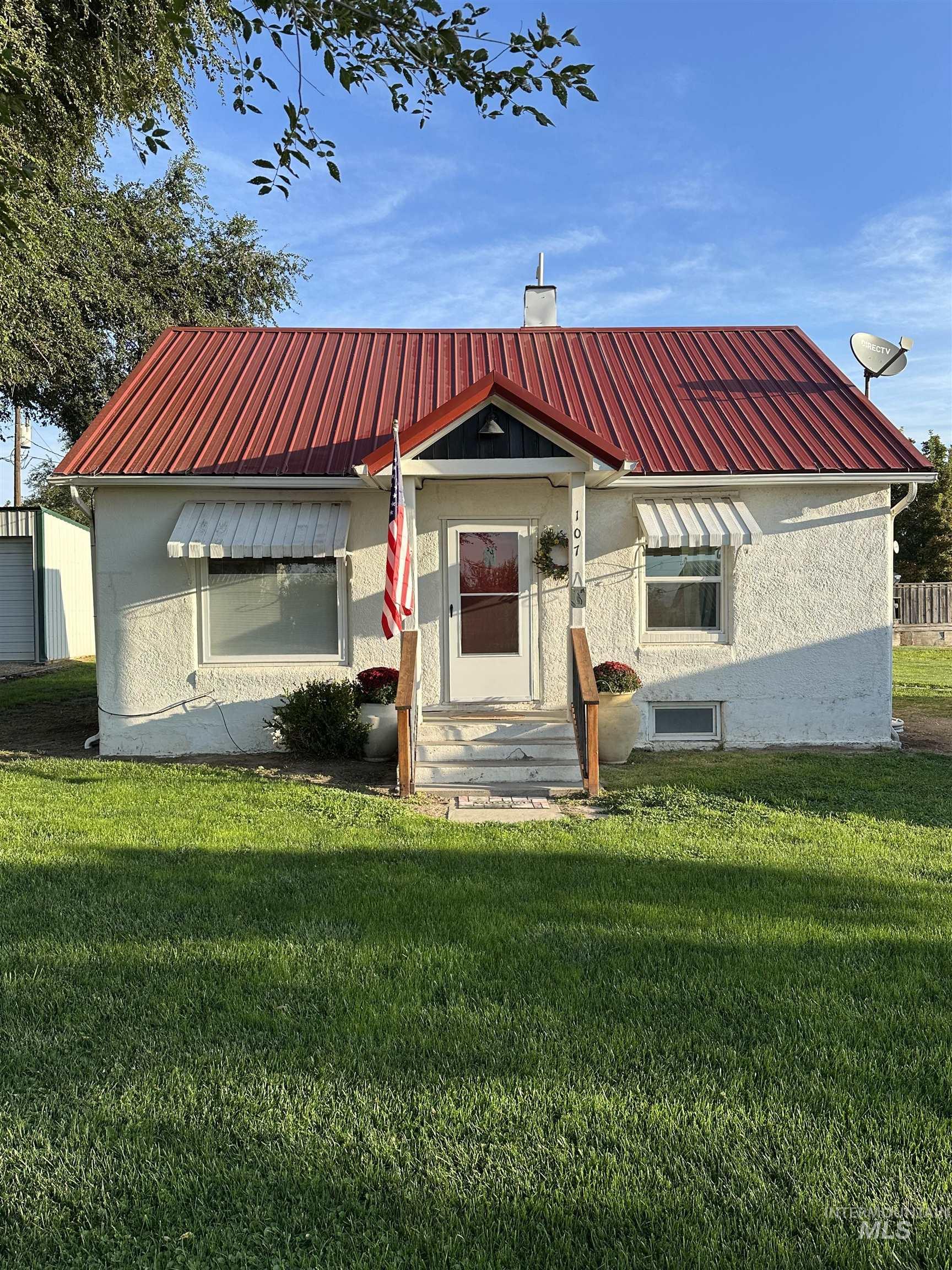 107 Parker Ln, Adrian, Oregon 97901, 3 Bedrooms, 2 Bathrooms, Residential For Sale, Price $274,000,MLS 98921732