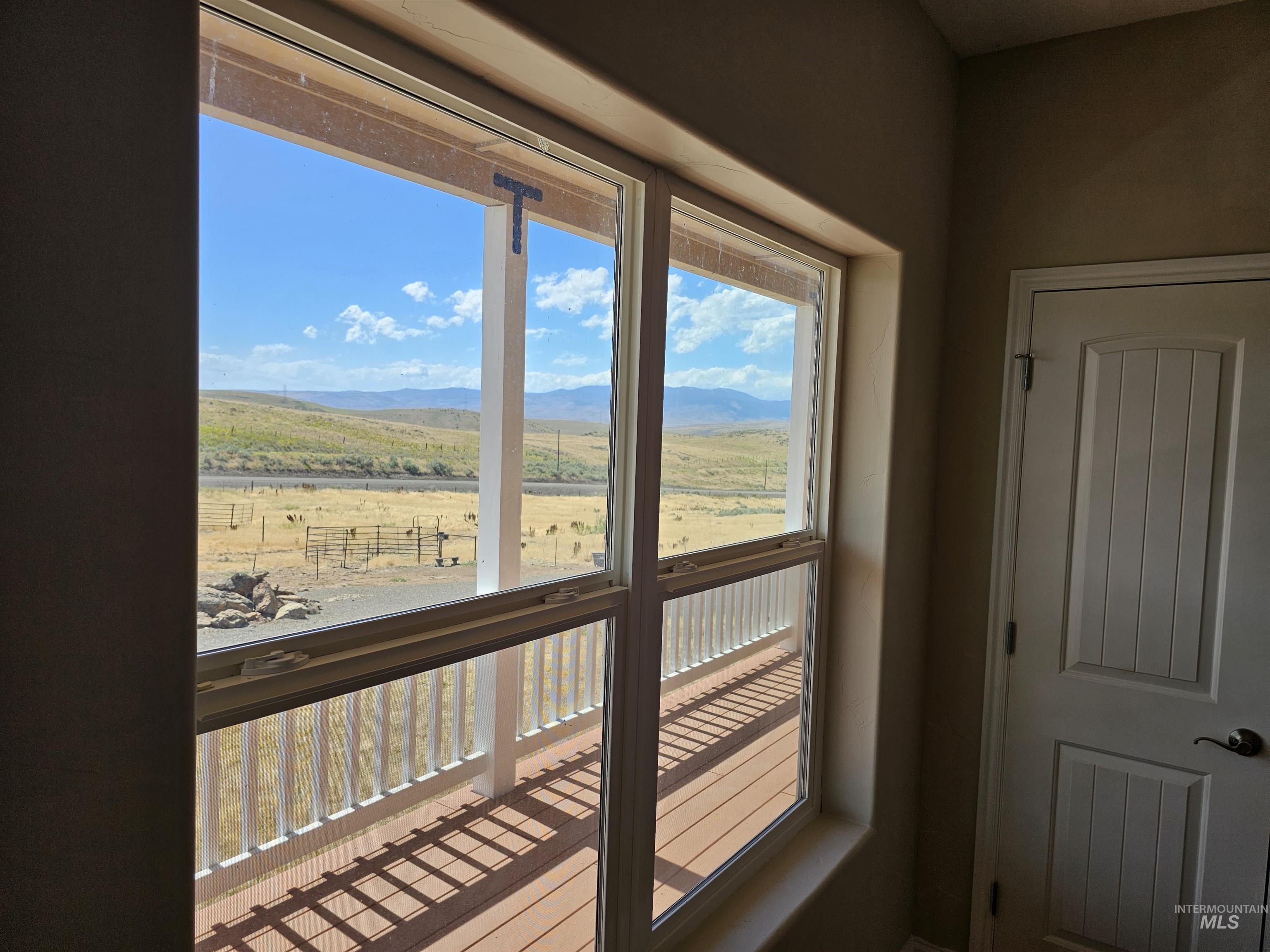 2426 Dixie Creek Road, Cambridge, Idaho 83610, 3 Bedrooms, 2.5 Bathrooms, Residential For Sale, Price $736,000,MLS 98921735