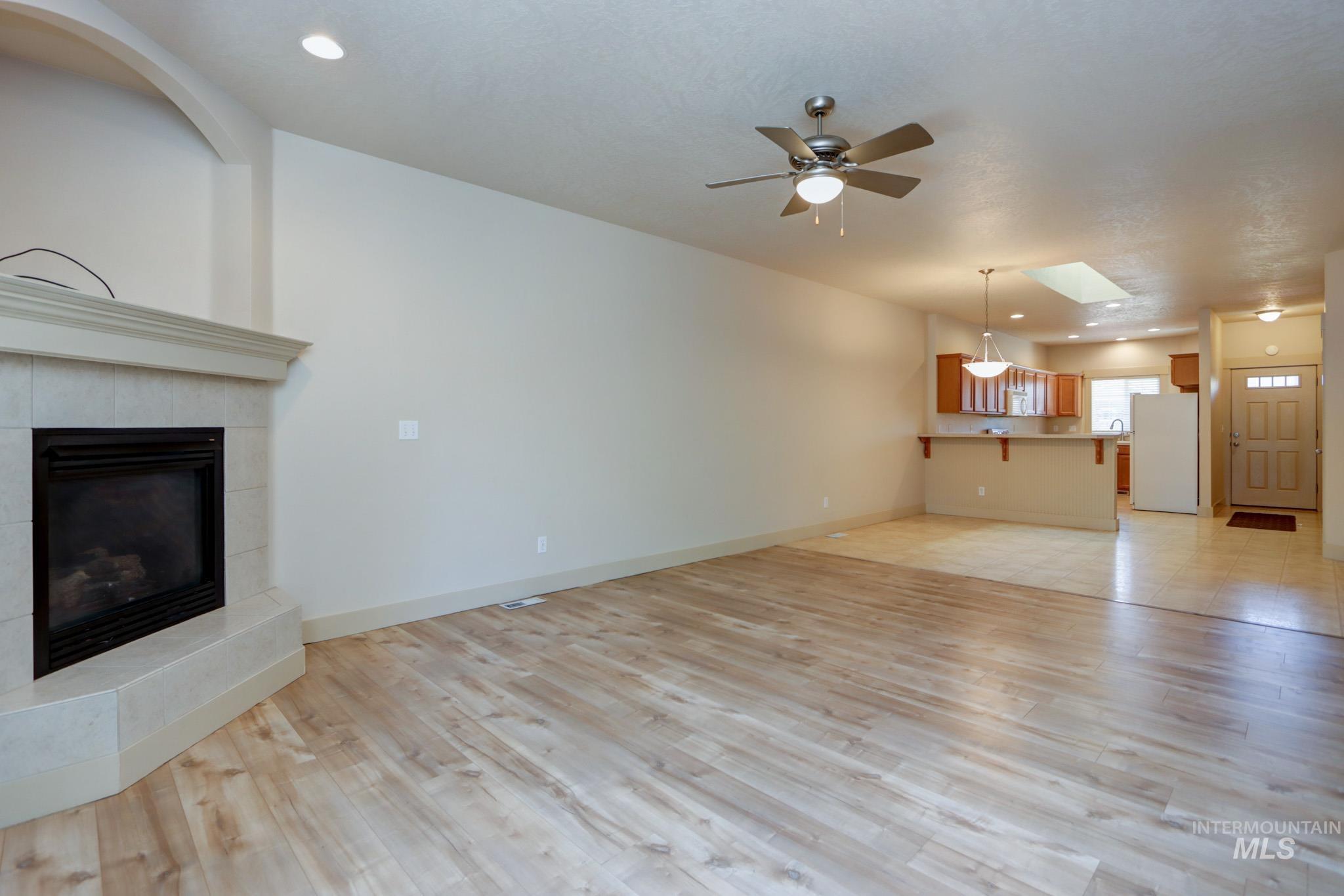6514 W Battlement, Boise, Idaho 83646, 2 Bedrooms, 2 Bathrooms, Rental For Rent, Price $1,795, 98921754