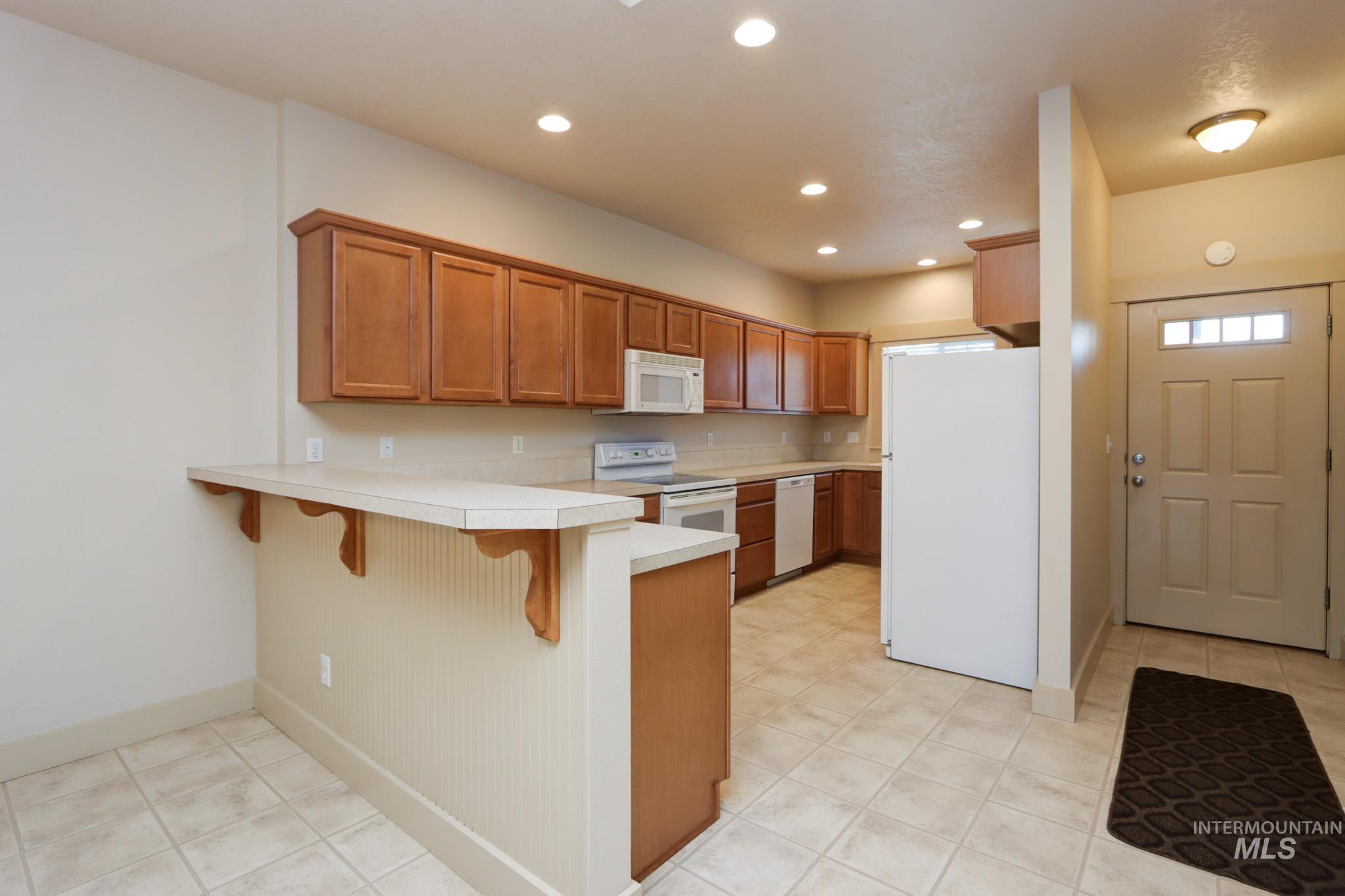 6514 W Battlement, Boise, Idaho 83646, 2 Bedrooms, 2 Bathrooms, Rental For Rent, Price $1,795, 98921754