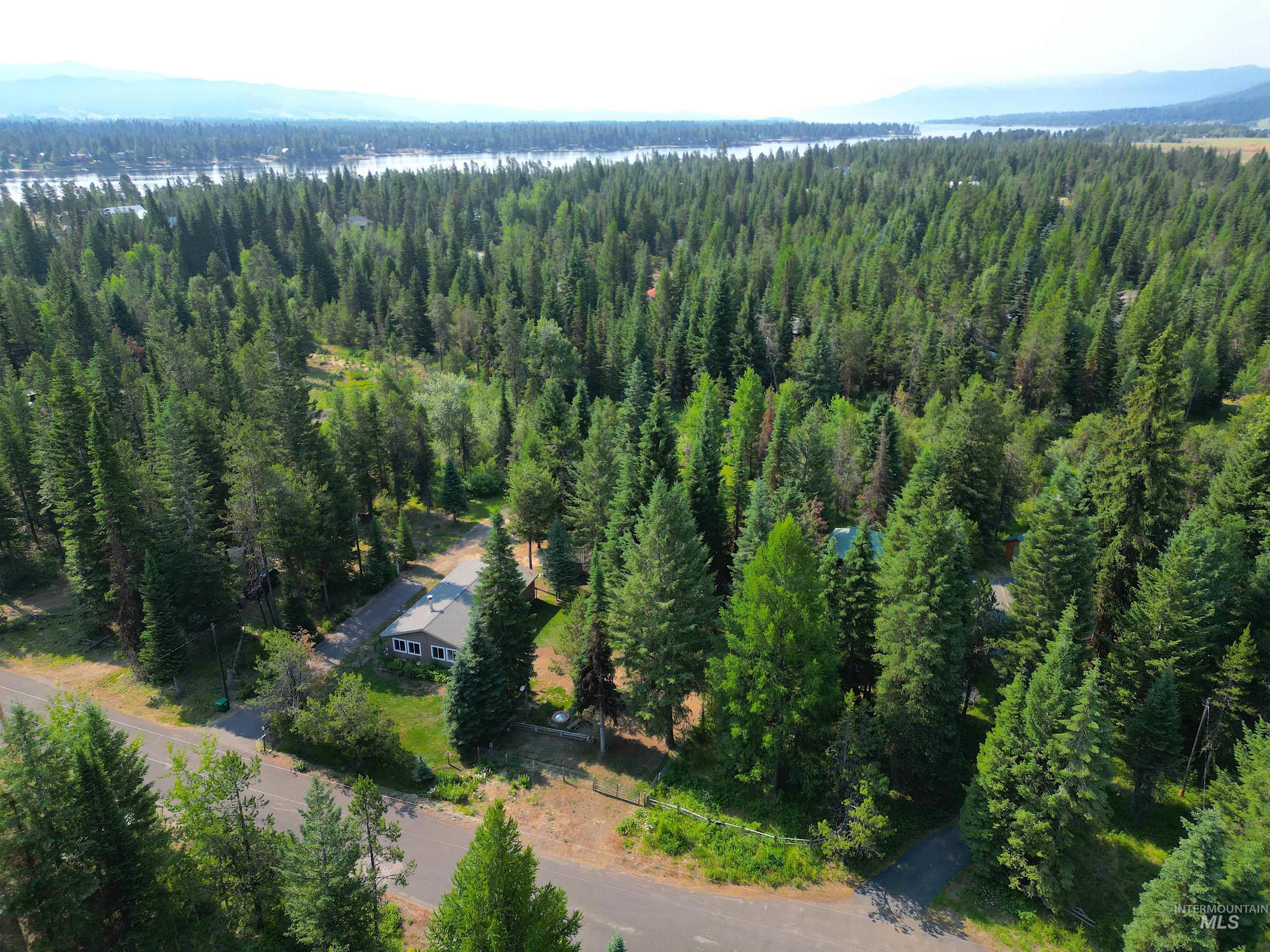 106 Forest Place, Donnelly, Idaho 83615, 3 Bedrooms, 2 Bathrooms, Residential For Sale, Price $650,000,MLS 98921811