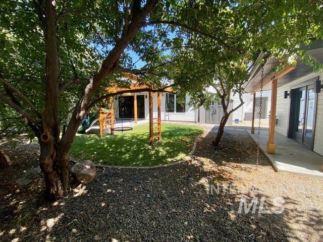 2567 N Chatterton Ave, Meridian, Idaho 83646, 5 Bedrooms, 2.5 Bathrooms, Residential For Sale, Price $914,999,MLS 98921838
