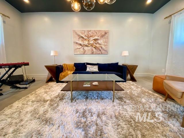 2567 N Chatterton Ave, Meridian, Idaho 83646, 5 Bedrooms, 2.5 Bathrooms, Residential For Sale, Price $914,999,MLS 98921838