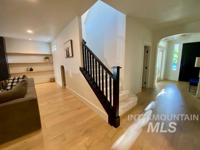 2567 N Chatterton Ave, Meridian, Idaho 83646, 5 Bedrooms, 2.5 Bathrooms, Residential For Sale, Price $914,999,MLS 98921838