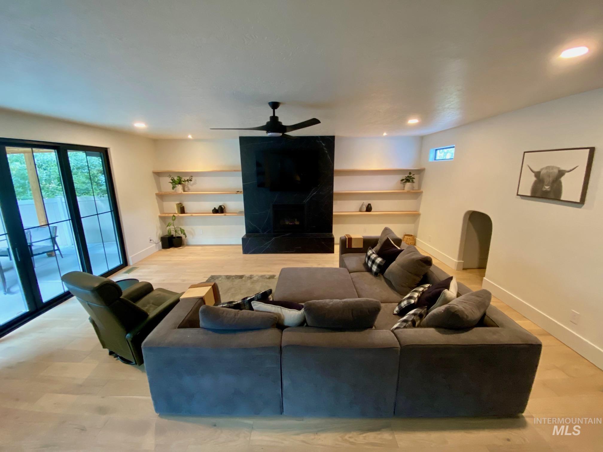 2567 N Chatterton Ave, Meridian, Idaho 83646, 5 Bedrooms, 2.5 Bathrooms, Residential For Sale, Price $914,999,MLS 98921838