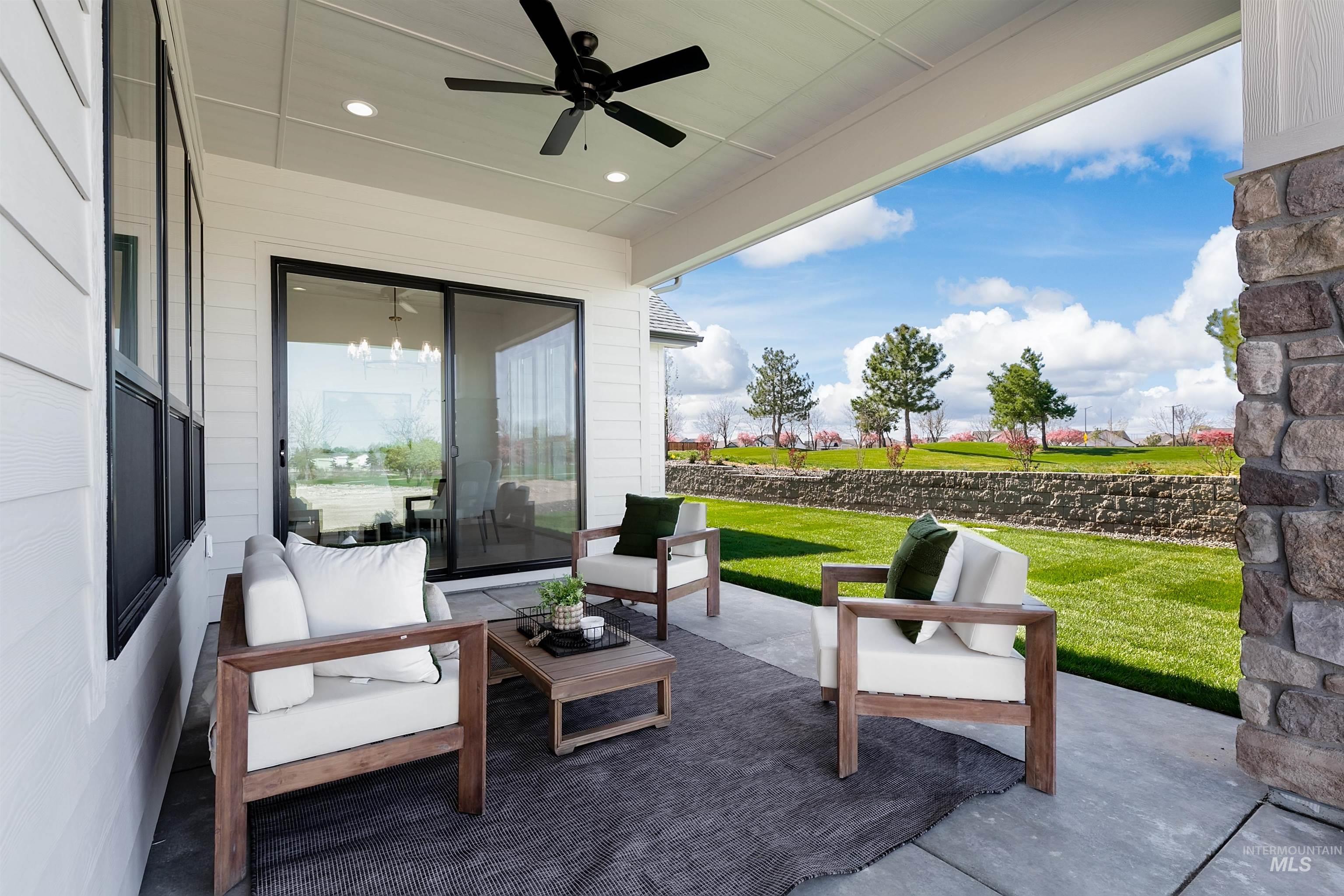 108 S Ziklag Ave, Kuna, Idaho 83634, 4 Bedrooms, 3 Bathrooms, Residential For Sale, Price $719,800,MLS 98921851