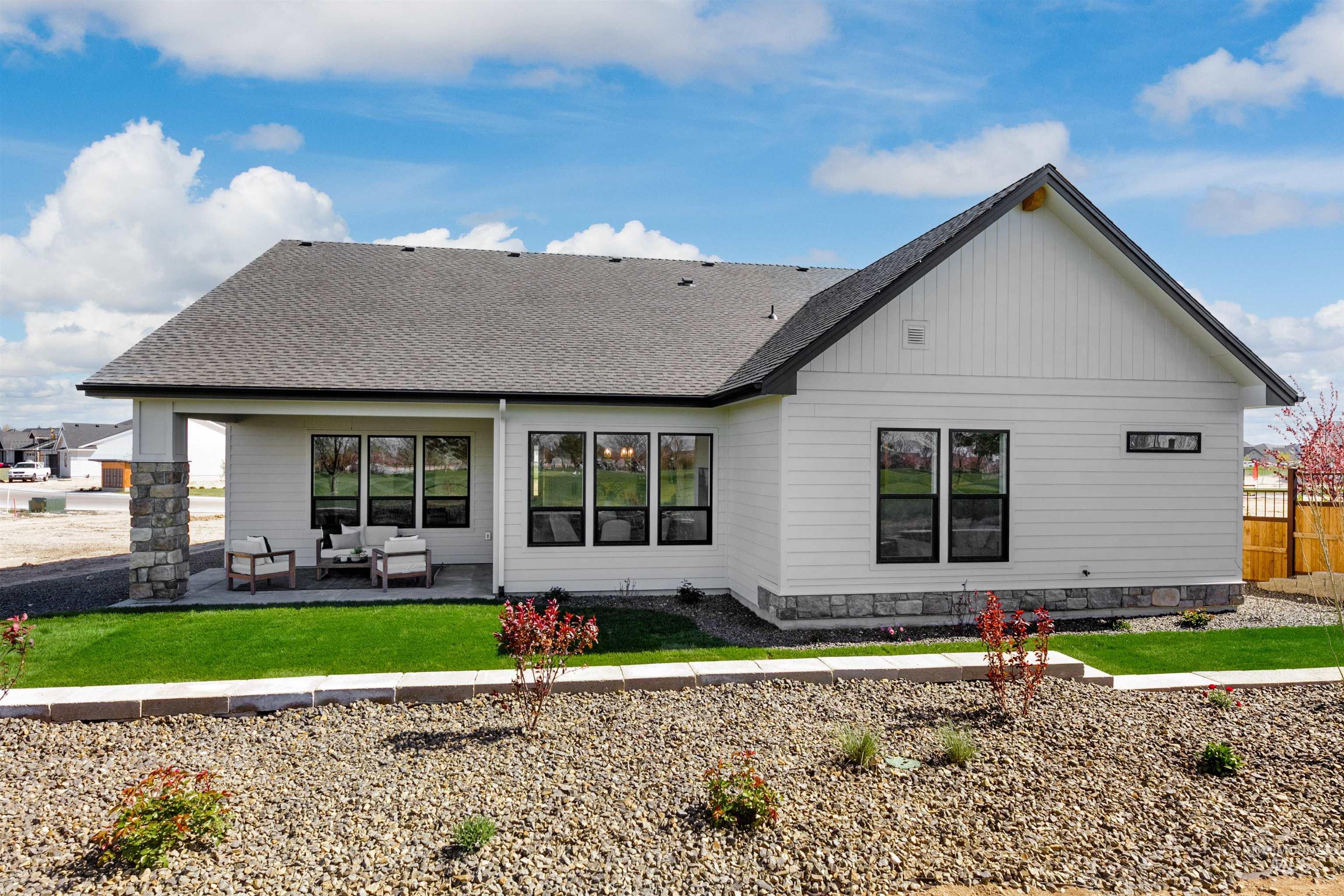 108 S Ziklag Ave, Kuna, Idaho 83634, 4 Bedrooms, 3 Bathrooms, Residential For Sale, Price $719,800,MLS 98921851