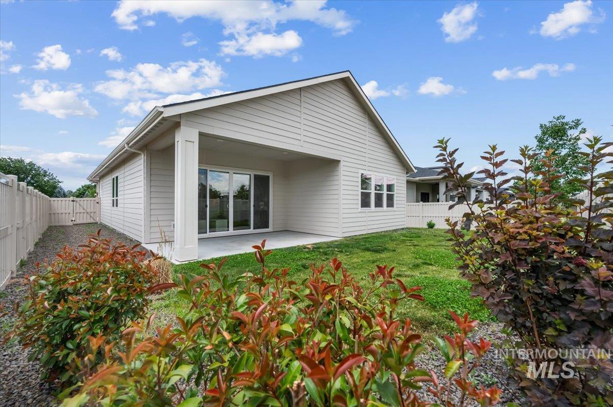 4238 E Awbrey, Meridian, Idaho 83642, 3 Bedrooms, 3 Bathrooms, Rental For Rent, Price $2,850, 98921869