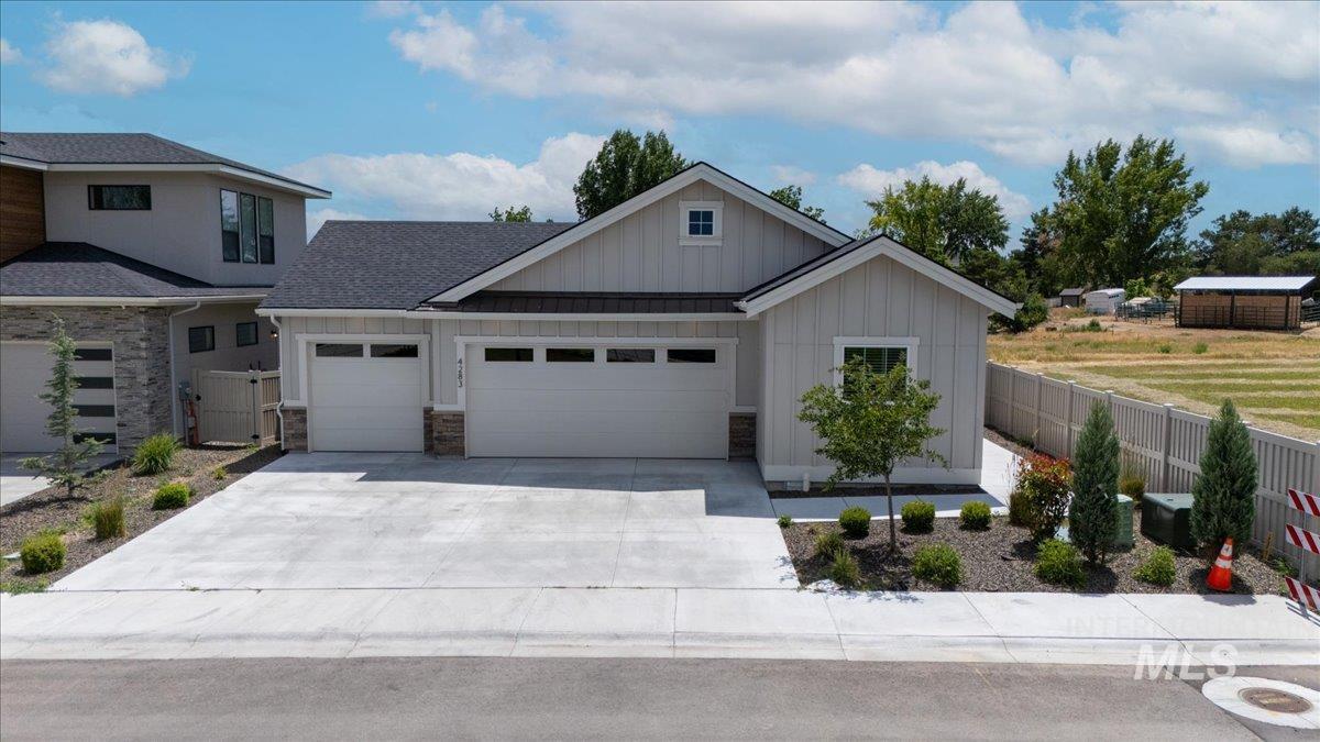 4238 E Awbrey, Meridian, Idaho 83642, 3 Bedrooms, 3 Bathrooms, Rental For Rent, Price $2,850, 98921869