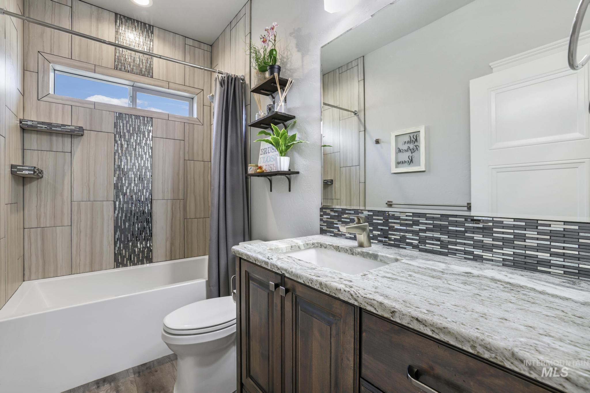 2271 Settlers Ridge Trail, Twin Falls, Idaho 83301, 5 Bedrooms, 3 Bathrooms, Residential For Sale, Price $699,900,MLS 98921904
