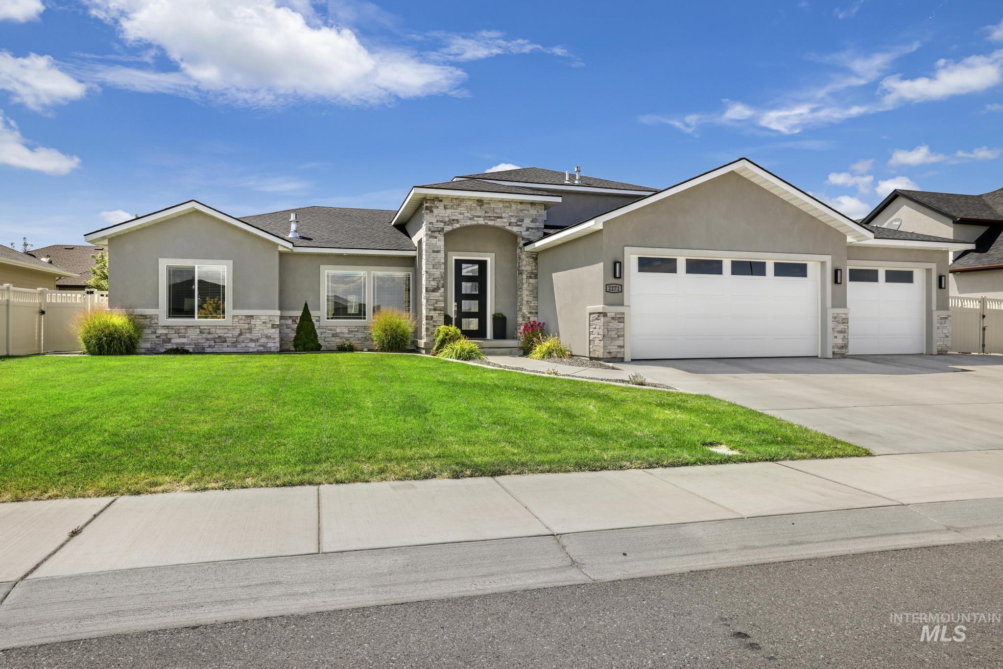 2271 Settlers Ridge Trail, Twin Falls, Idaho 83301, 5 Bedrooms, 3 Bathrooms, Residential For Sale, Price $699,900,MLS 98921904
