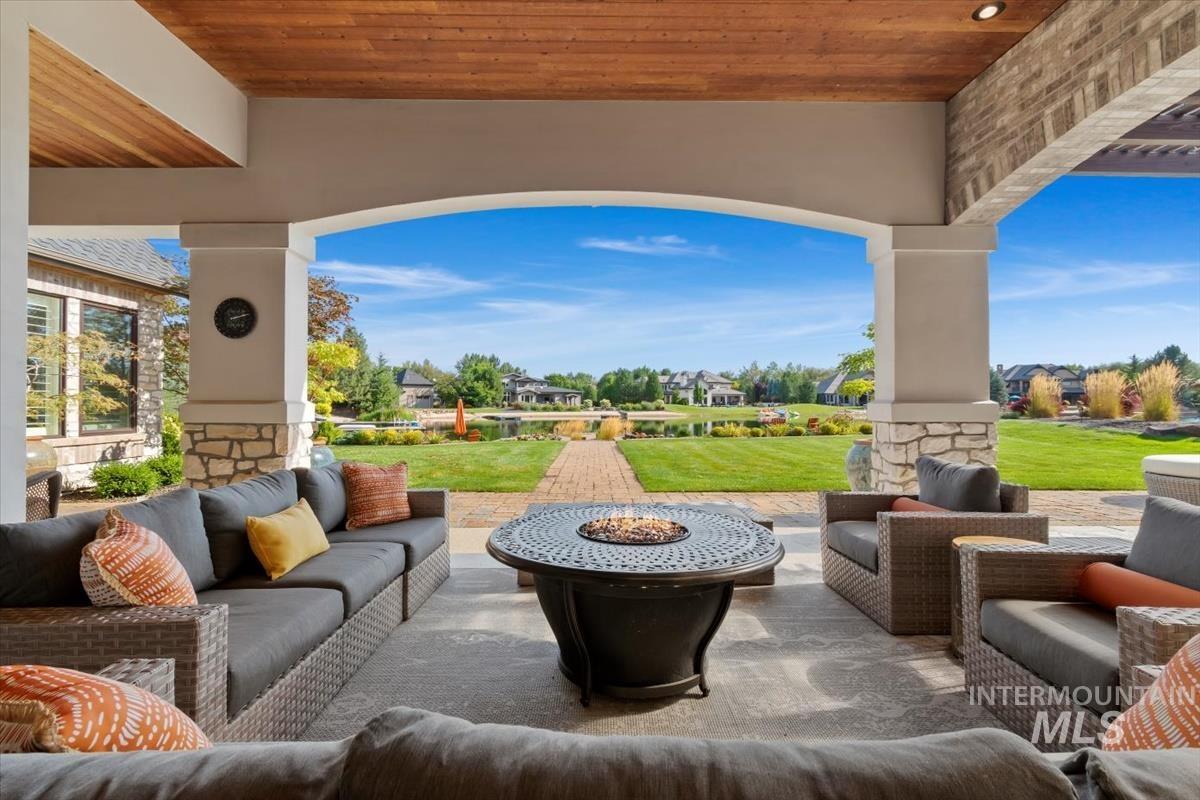 262 E Laguna Shore Dr., Eagle, Idaho 83616, 4 Bedrooms, 3.5 Bathrooms, Residential For Sale, Price $3,198,000, 98921912