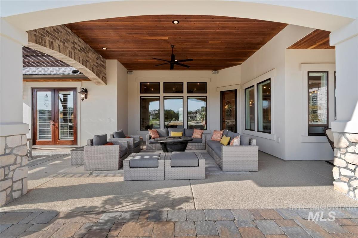 262 E Laguna Shore Dr., Eagle, Idaho 83616, 4 Bedrooms, 3.5 Bathrooms, Residential For Sale, Price $3,198,000, 98921912