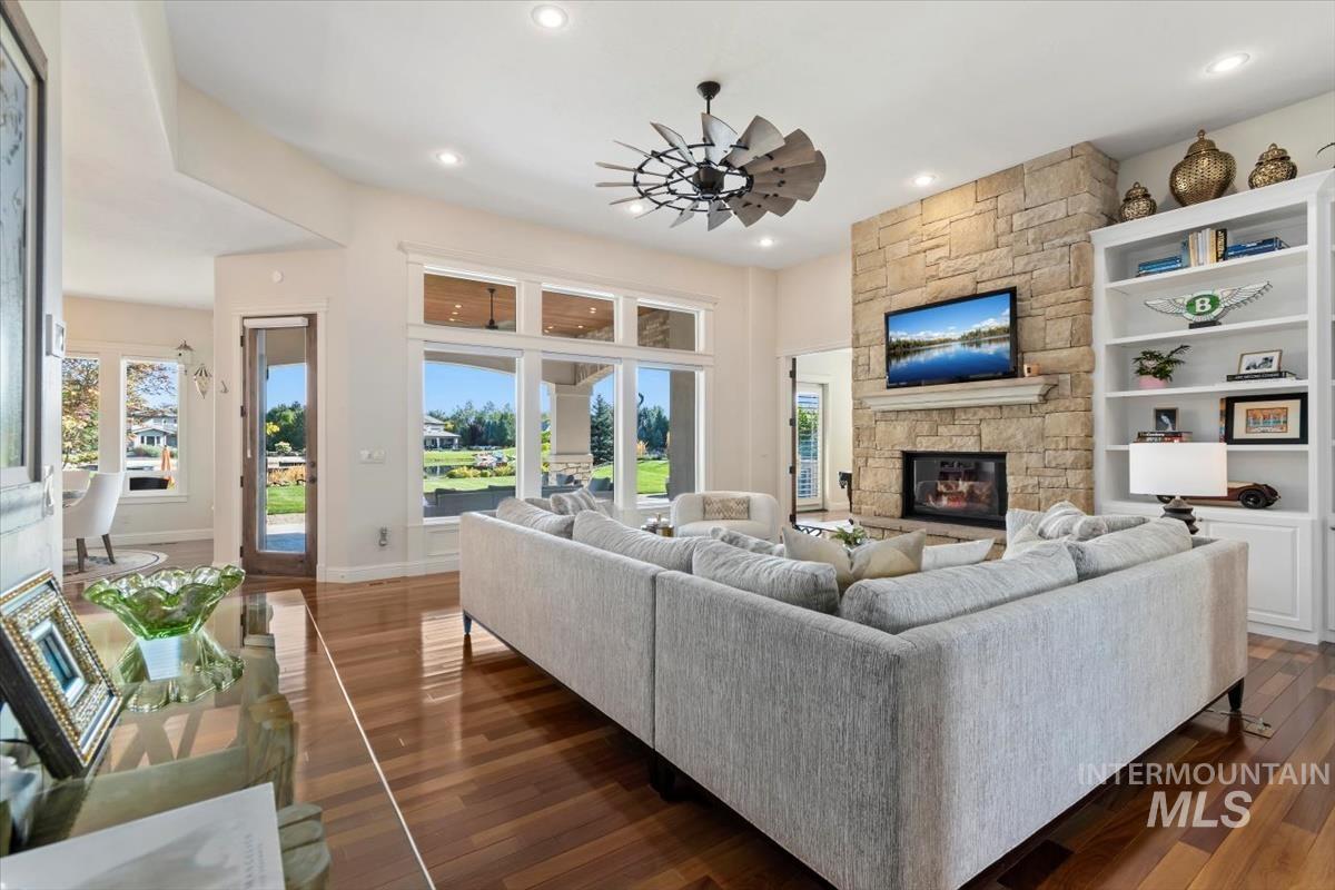 262 E Laguna Shore Dr., Eagle, Idaho 83616, 4 Bedrooms, 3.5 Bathrooms, Residential For Sale, Price $3,198,000, 98921912