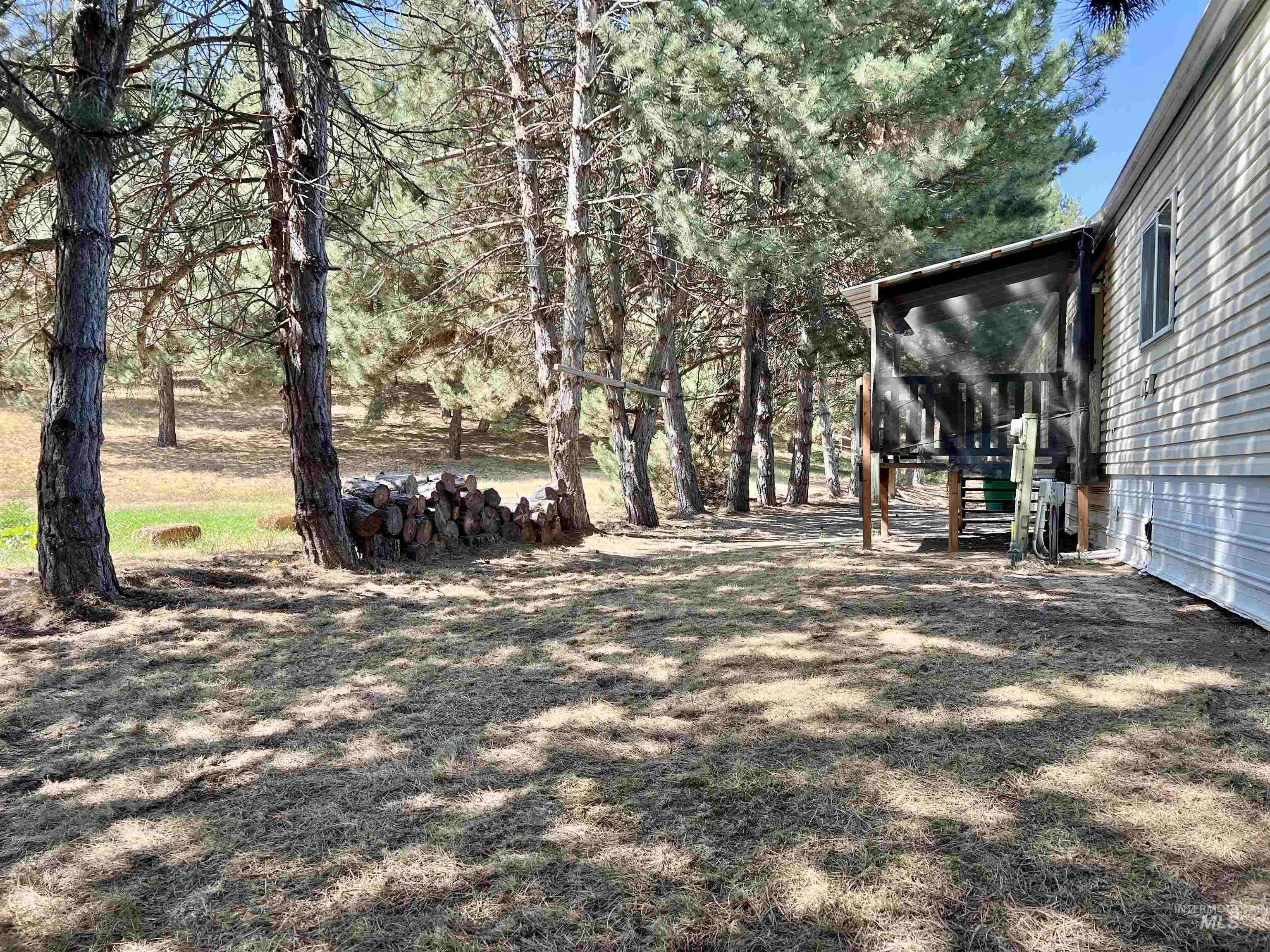 609 N Almon, Moscow, Idaho 83843, 2 Bedrooms, 2 Bathrooms, Residential For Sale, Price $58,000, 98921913