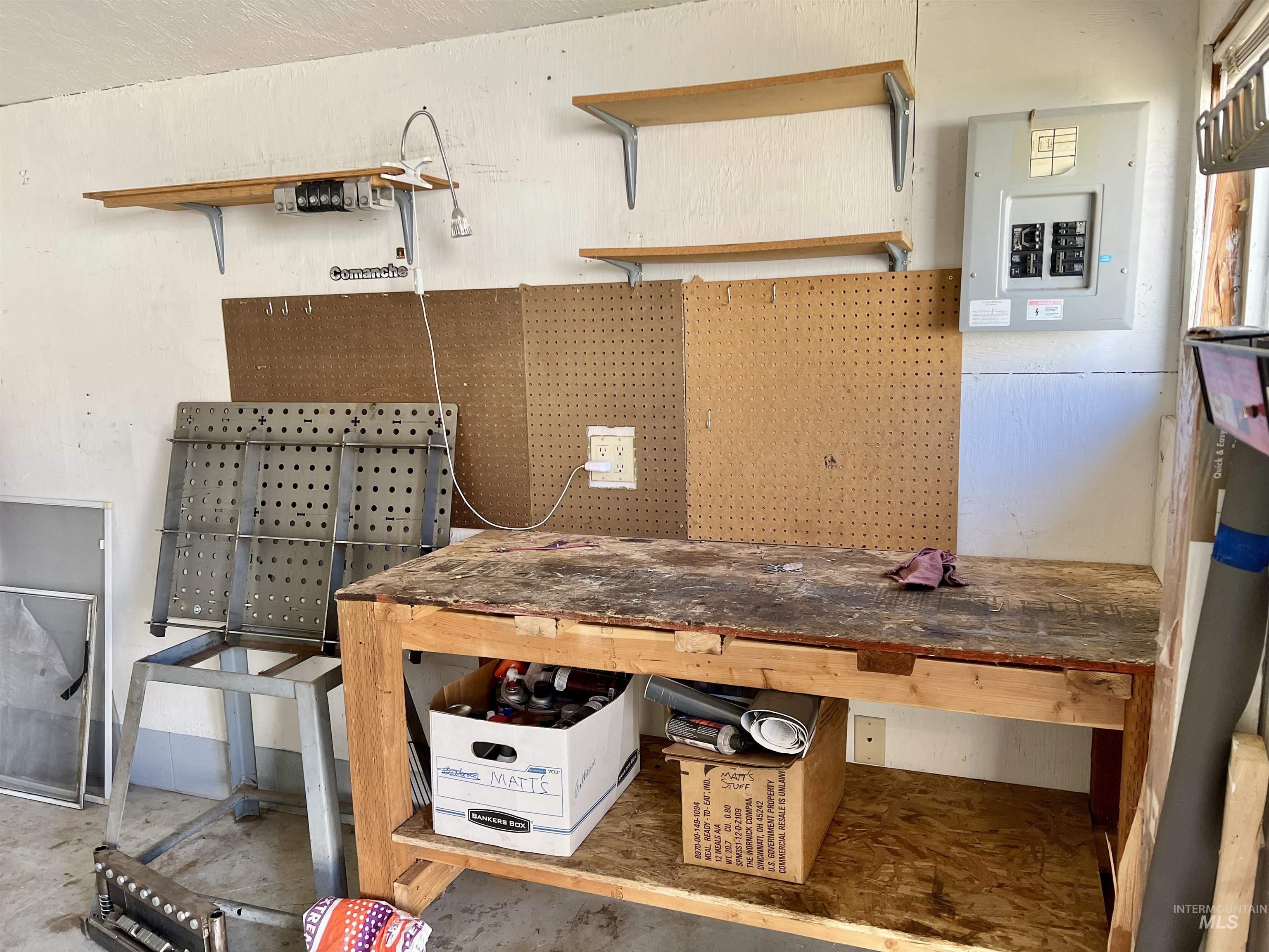 609 N Almon, Moscow, Idaho 83843, 2 Bedrooms, 2 Bathrooms, Residential For Sale, Price $58,000, 98921913