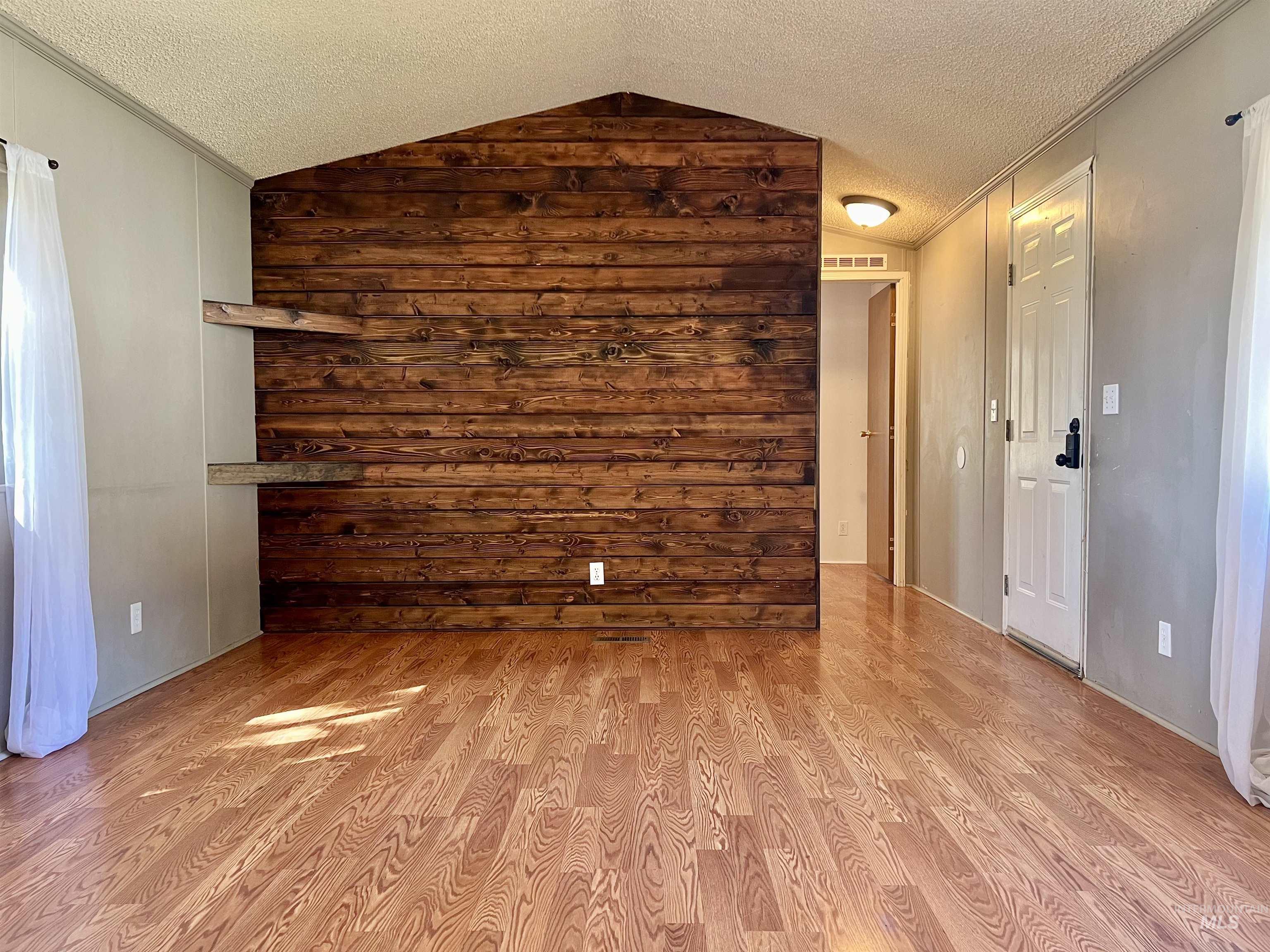 609 N Almon, Moscow, Idaho 83843, 2 Bedrooms, 2 Bathrooms, Residential For Sale, Price $58,000, 98921913