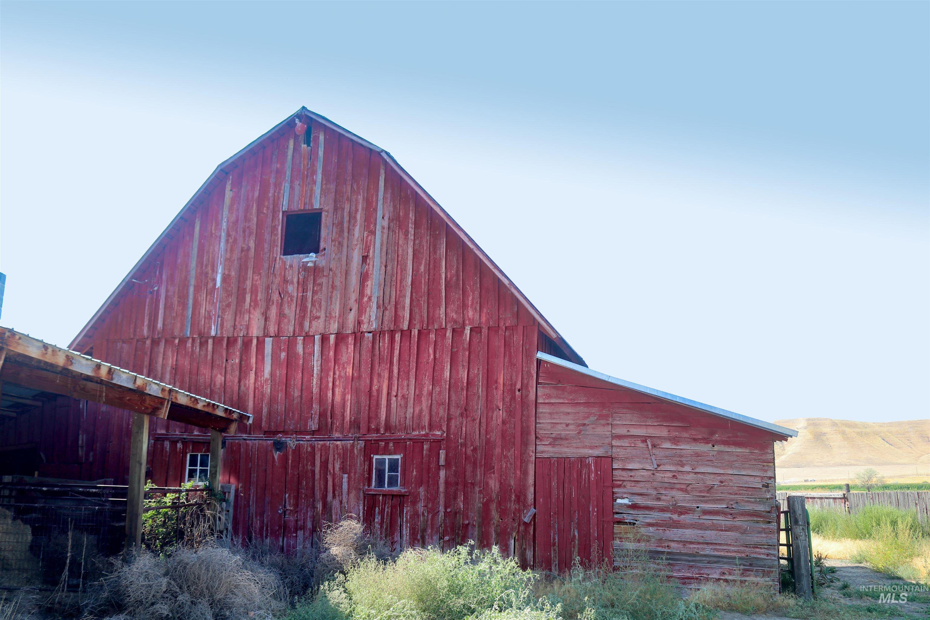7348 Bluff Rd, New Plymouth, Idaho 83655, 2 Bedrooms, 2 Bathrooms, Farm & Ranch For Sale, Price $2,400,000, 98921917