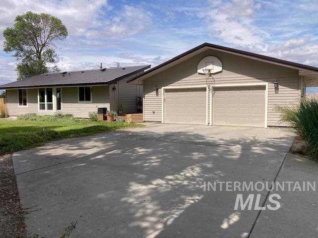 5608 Hwy 201, Ontario, Oregon 97914, 4 Bedrooms, 2 Bathrooms, Residential For Sale, Price $839,000,MLS 98921926