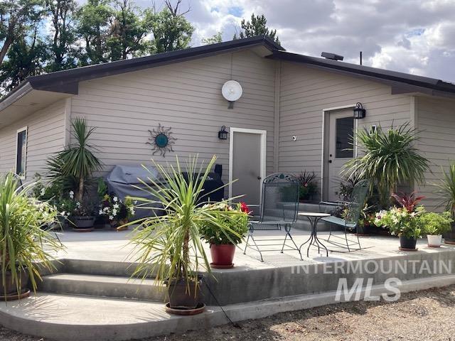 5608 Hwy 201, Ontario, Oregon 97914, 4 Bedrooms, 2 Bathrooms, Residential For Sale, Price $839,000,MLS 98921926