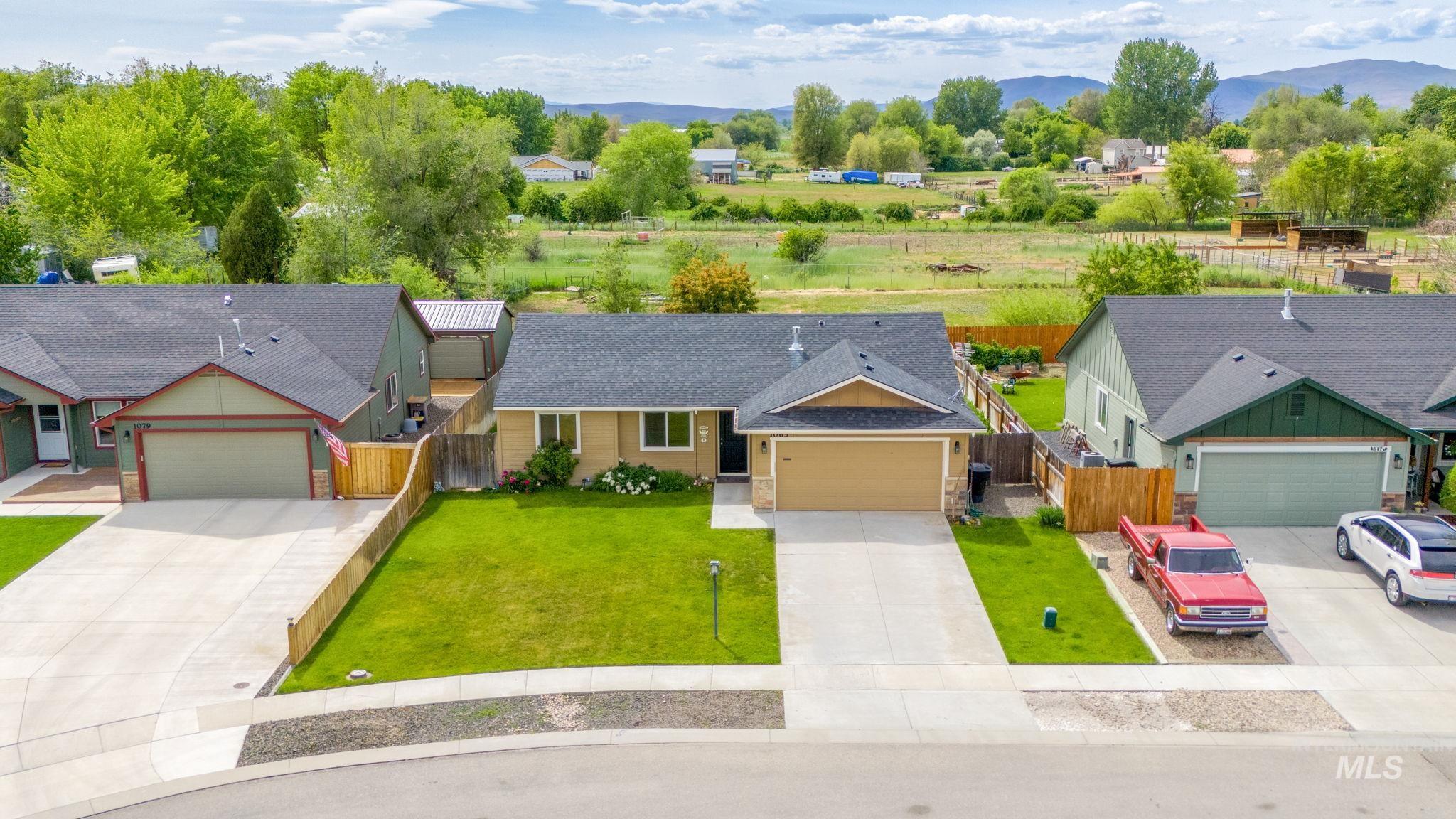 1065 W 11th, Weiser, Idaho 83672, 3 Bedrooms, 2 Bathrooms, Residential For Sale, Price $325,400,MLS 98921936