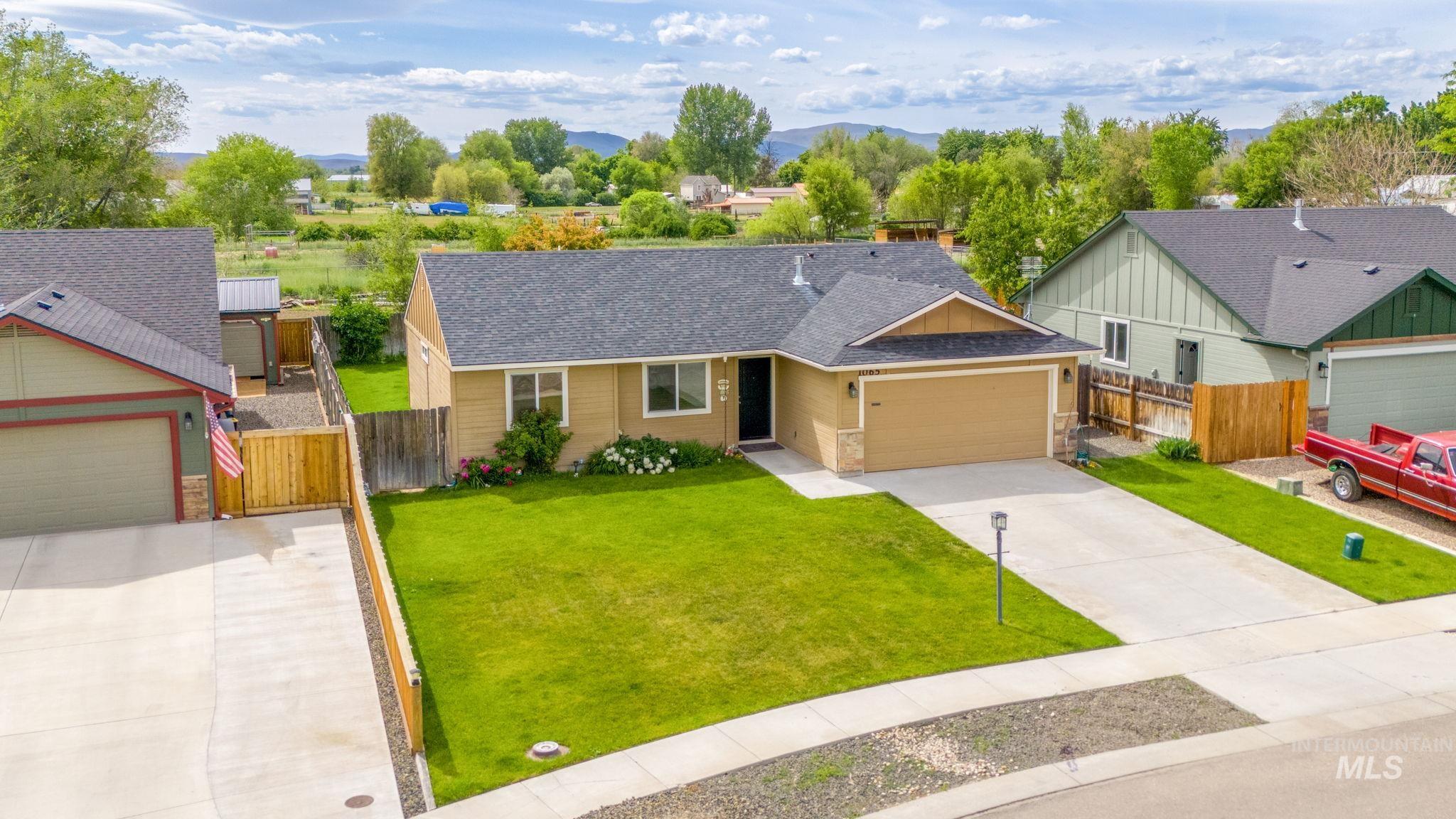 1065 W 11th, Weiser, Idaho 83672, 3 Bedrooms, 2 Bathrooms, Residential For Sale, Price $325,400,MLS 98921936