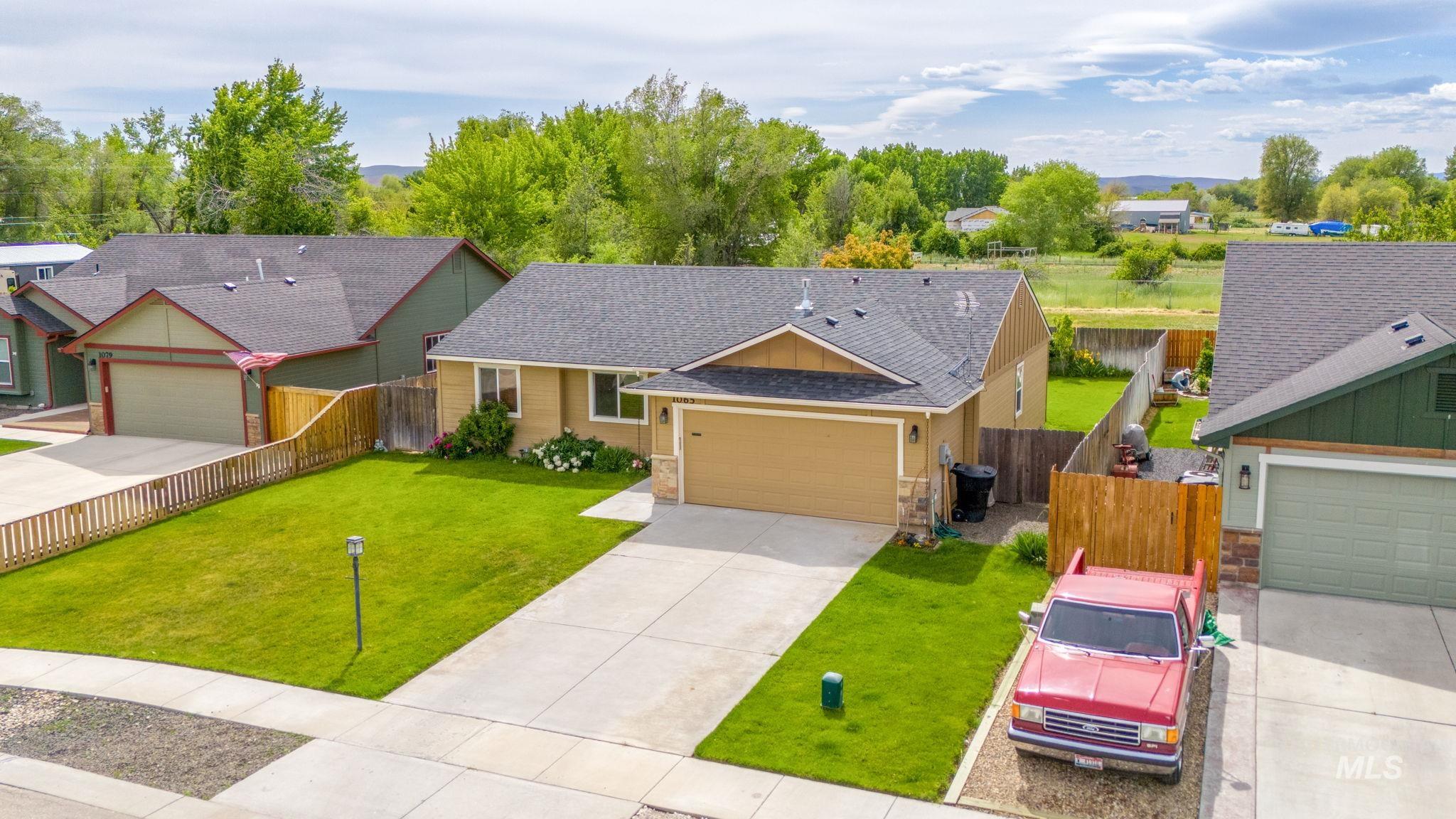1065 W 11th, Weiser, Idaho 83672, 3 Bedrooms, 2 Bathrooms, Residential For Sale, Price $325,400,MLS 98921936