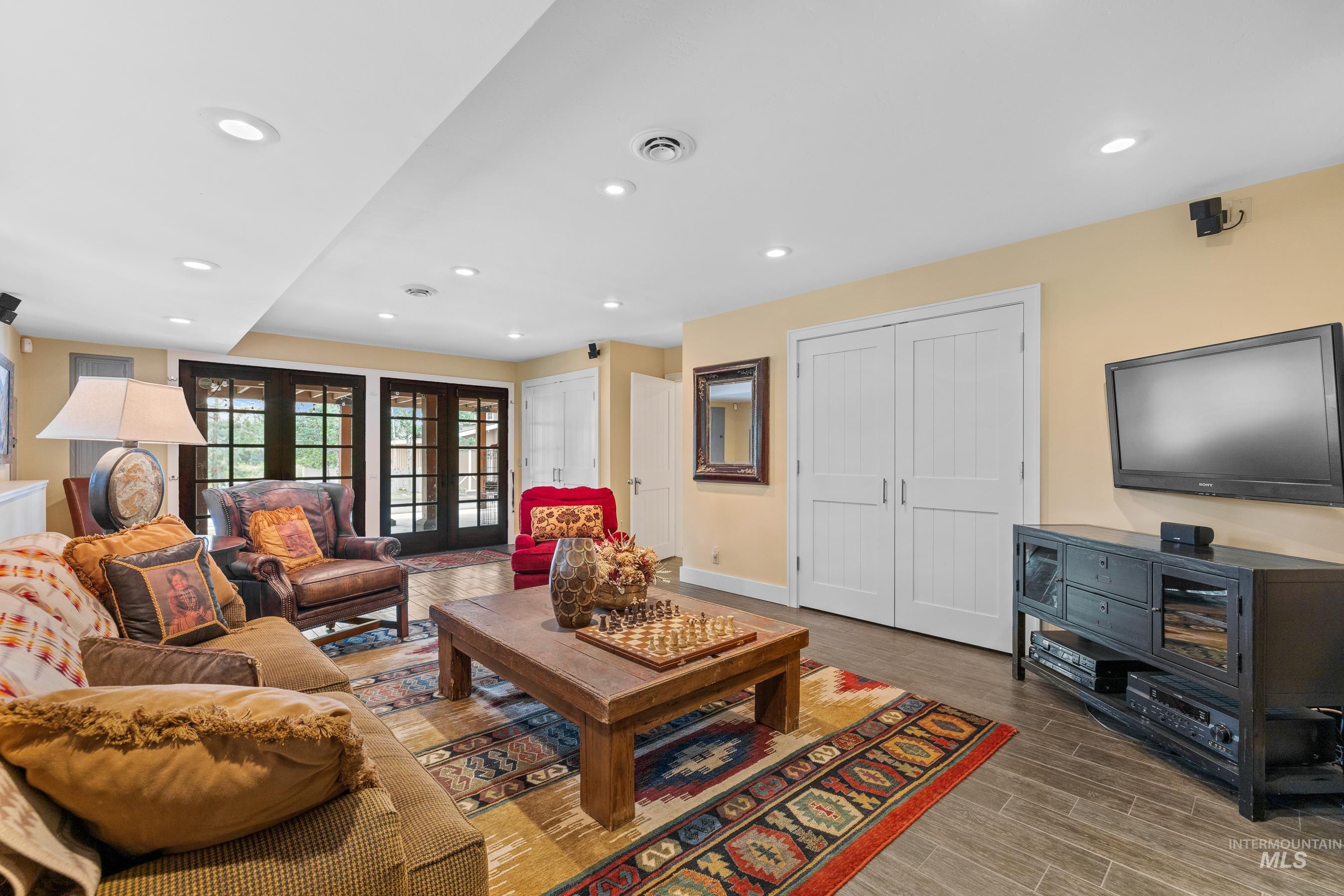 3300 Whitefield Ln, McCall, Idaho 83638, 5 Bedrooms, 5.5 Bathrooms, Residential For Sale, Price $3,595,900, 98921978