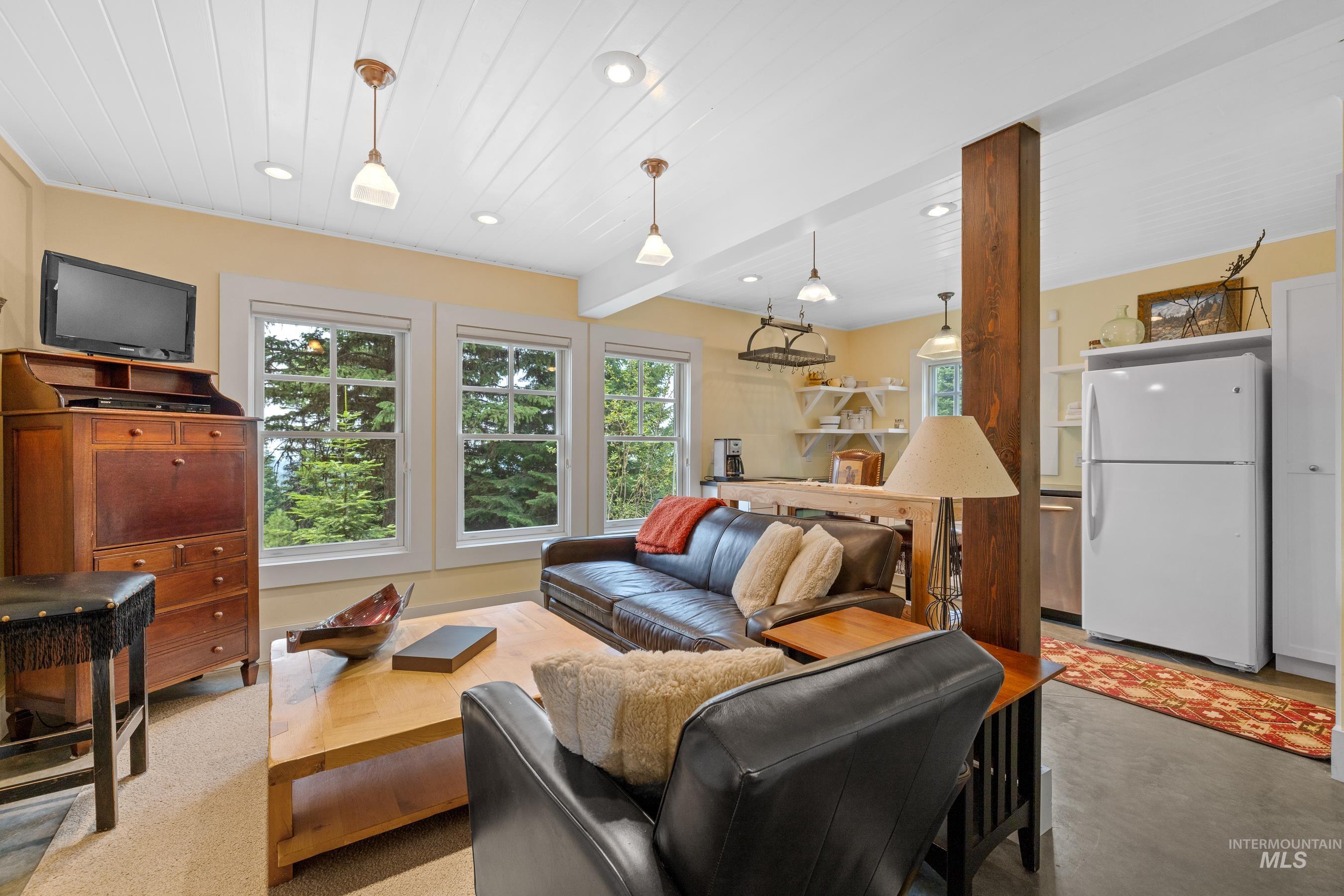 3300 Whitefield Ln, McCall, Idaho 83638, 5 Bedrooms, 5.5 Bathrooms, Residential For Sale, Price $3,595,900, 98921978