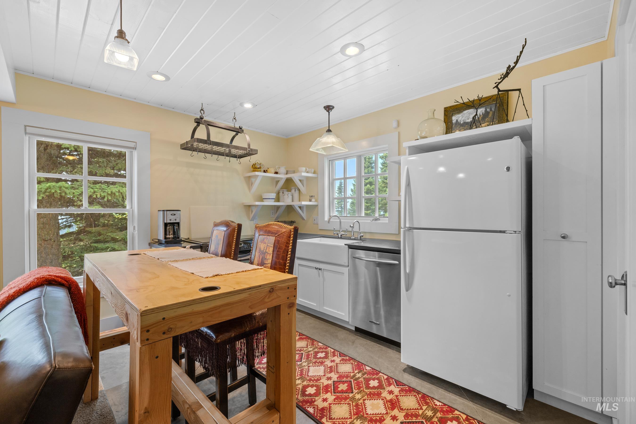 3300 Whitefield Ln, McCall, Idaho 83638, 5 Bedrooms, 5.5 Bathrooms, Residential For Sale, Price $3,595,900, 98921978