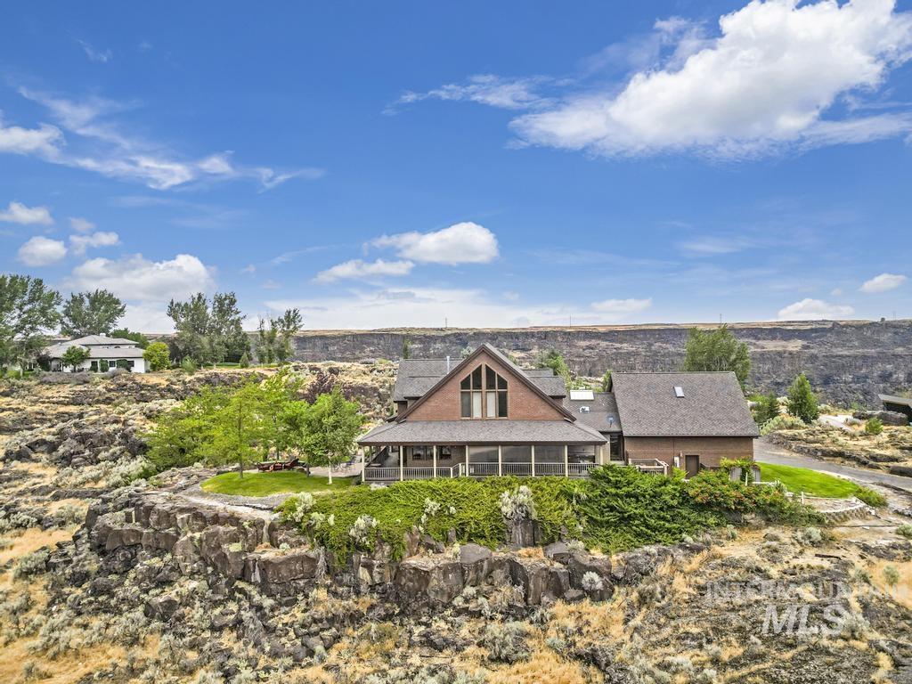 4129 Hidden Lakes Drive, Kimberly, Idaho 83341, 3 Bedrooms, 3 Bathrooms, Residential For Sale, Price $1,799,999,MLS 98922001