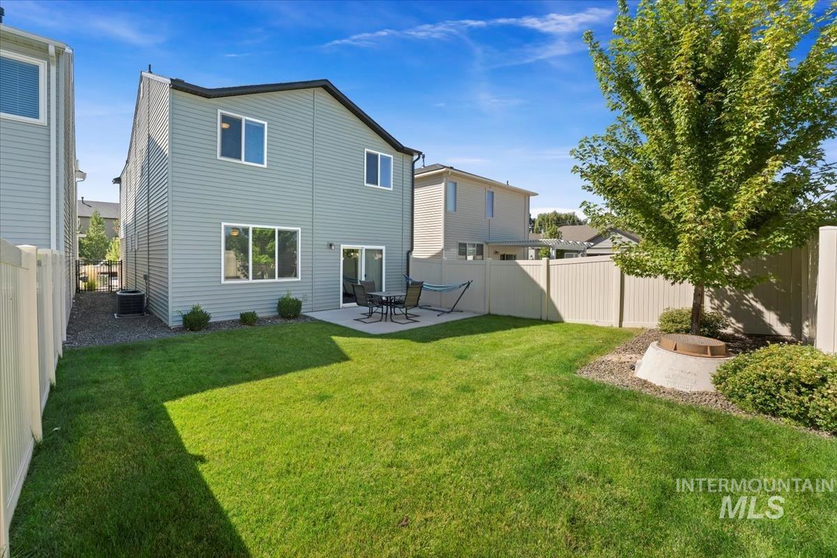 3122 N Laughridge Ave, Meridian, Idaho 83646, 4 Bedrooms, 2.5 Bathrooms, Residential For Sale, Price $439,900,MLS 98922010