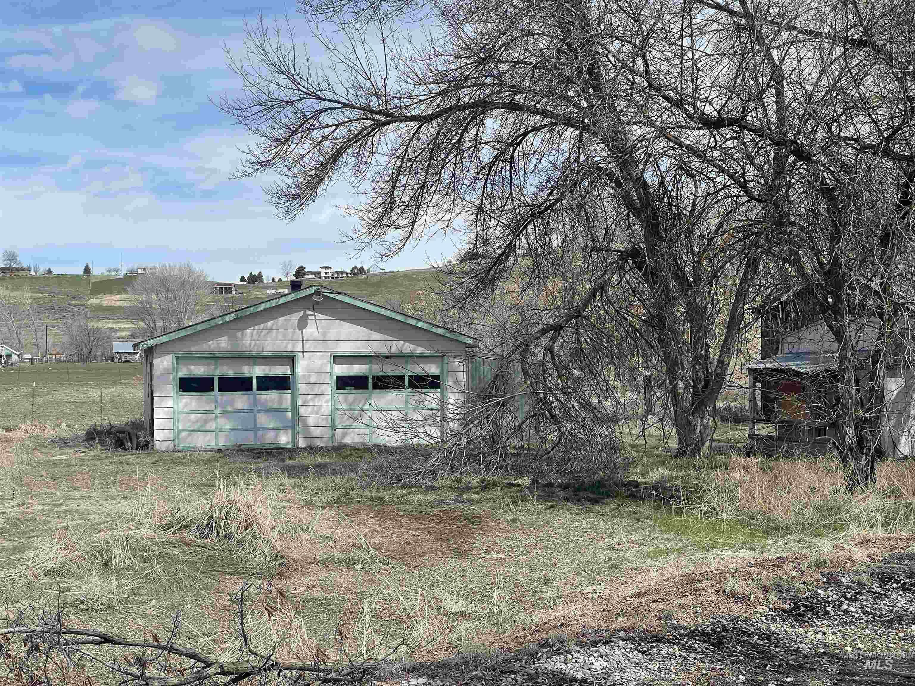 1326 E Main Street, Weiser, Idaho 83672, 2 Bedrooms, 1 Bathroom, Residential For Sale, Price $49,900,MLS 98922016