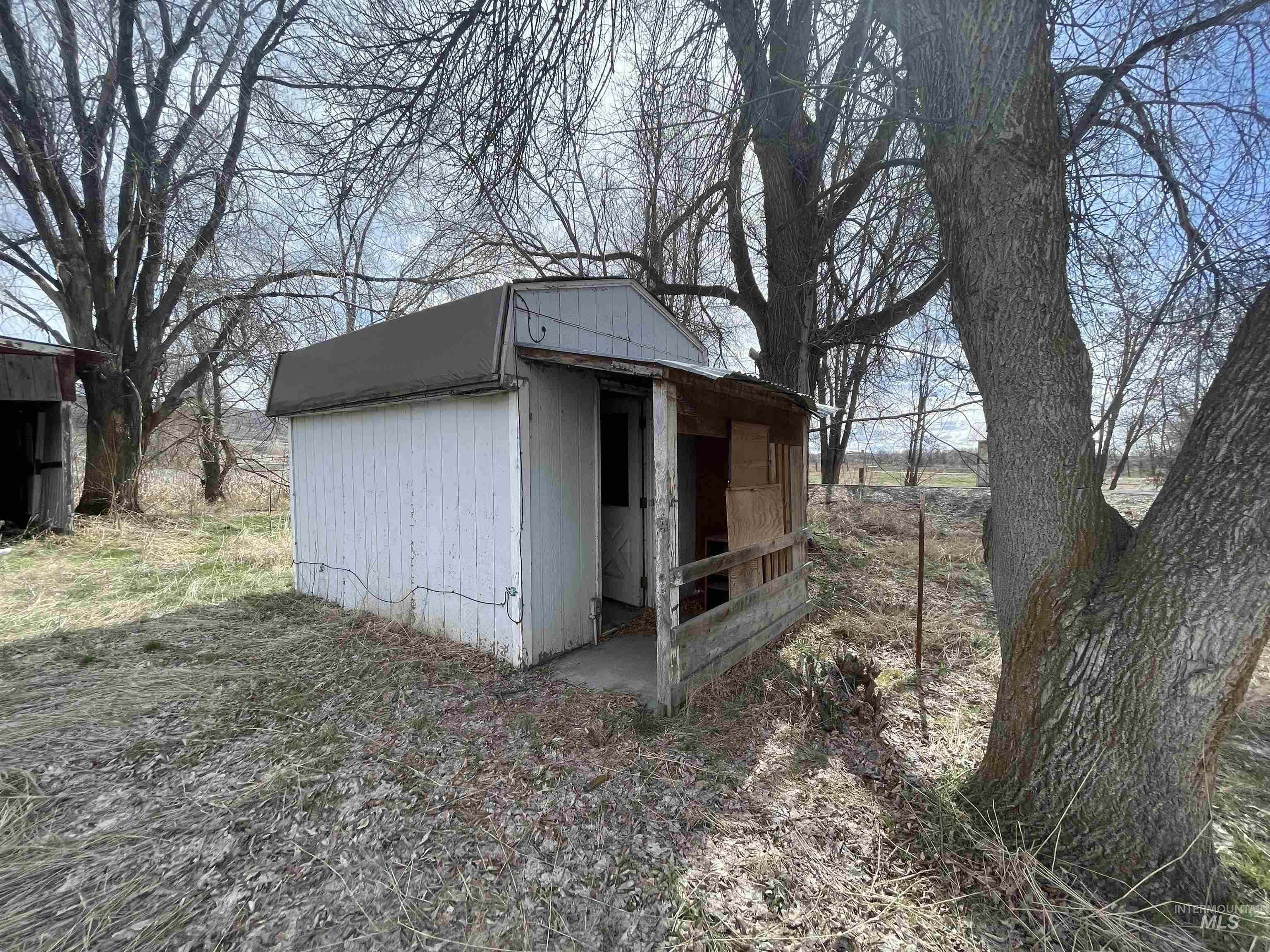 1326 E Main Street, Weiser, Idaho 83672, 2 Bedrooms, 1 Bathroom, Residential For Sale, Price $49,900,MLS 98922016