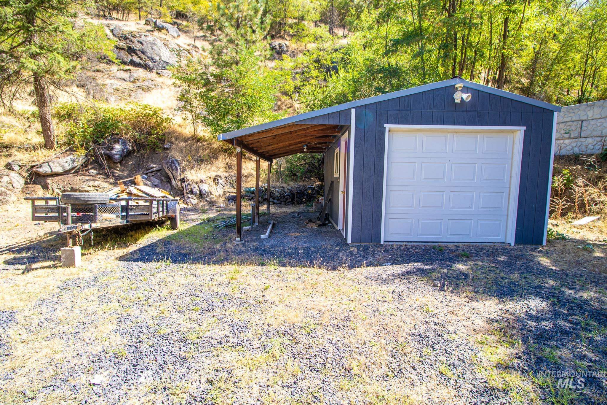 197 Highway 11, Orofino, Idaho 83544, 3 Bedrooms, 2 Bathrooms, Residential For Sale, Price $375,000,MLS 98922046