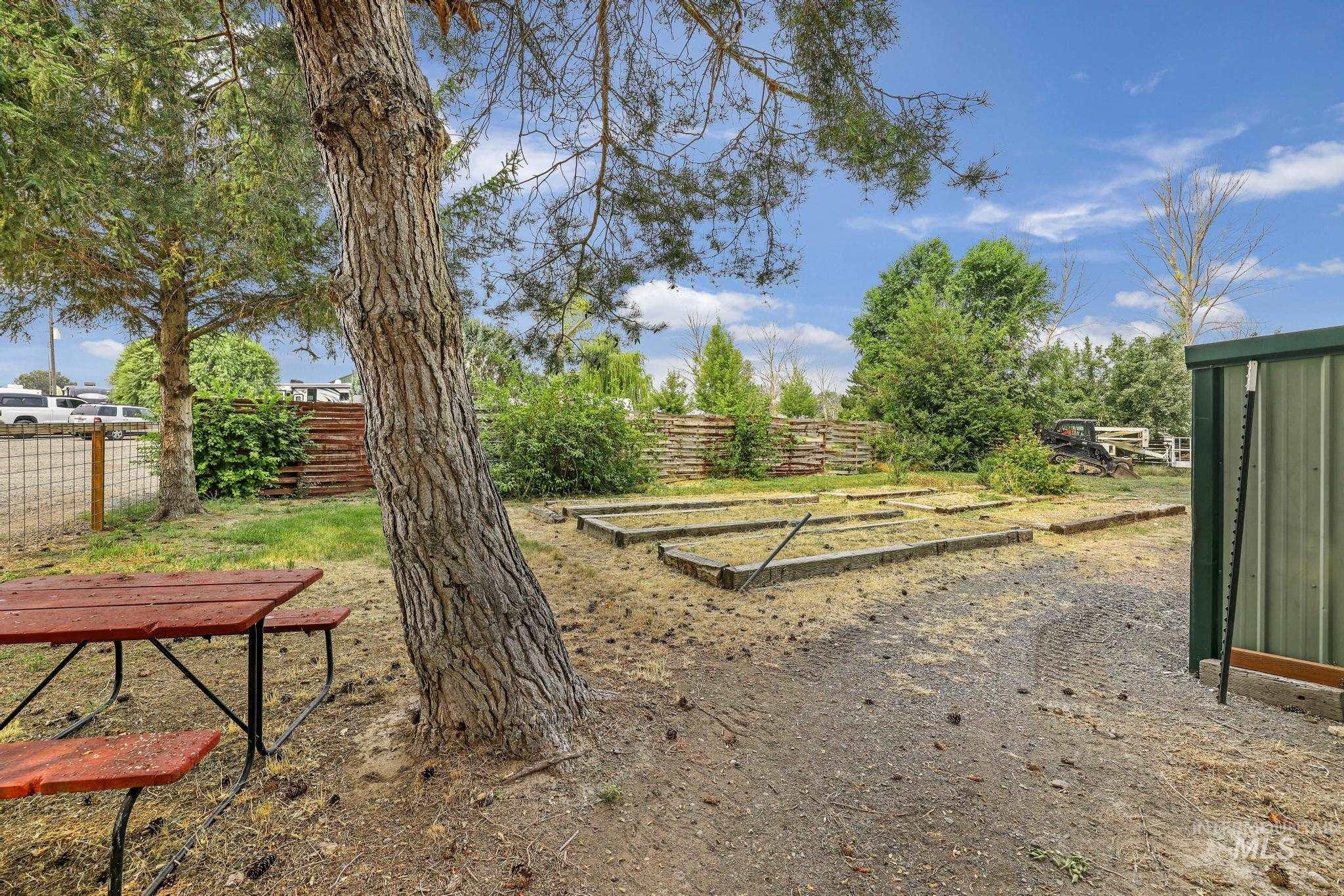 1894/1896 Frontage Rd N, Wendell, Idaho 83355, Business/Commercial For Sale, Price $1,290,000, 98922061