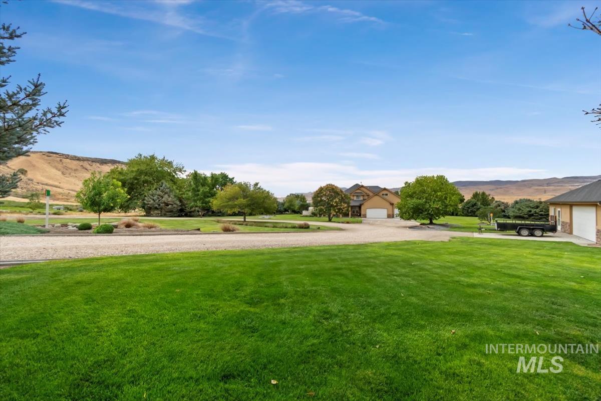 16075 Roscoe Ln, Caldwell, Idaho 83607, 4 Bedrooms, 3.5 Bathrooms, Residential For Sale, Price $1,200,000,MLS 98922105