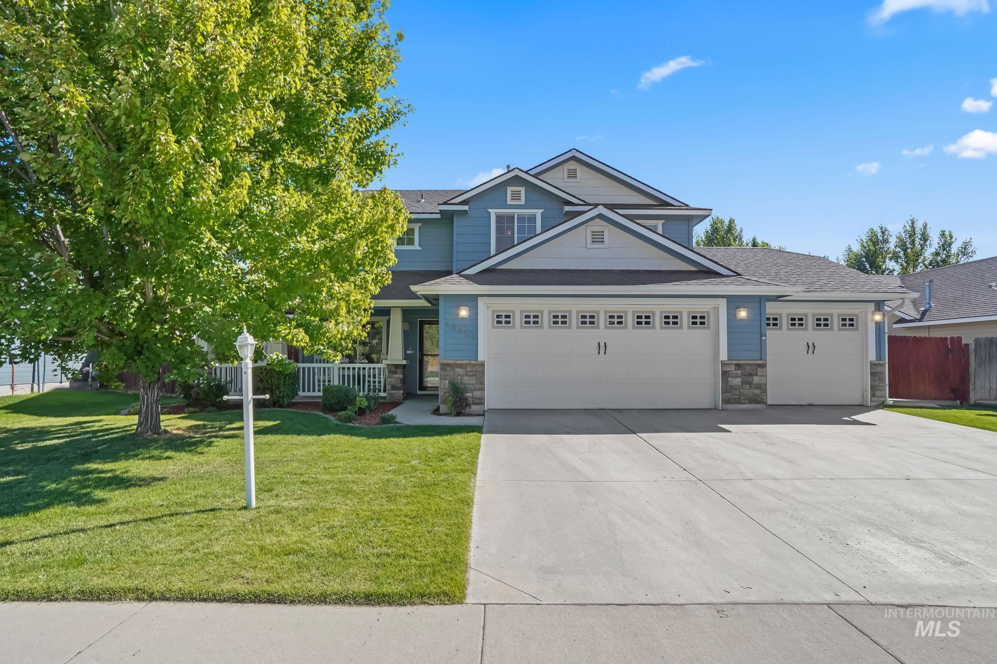 12451 W Heatherhills, Boise, Idaho 83709, 4 Bedrooms, 2.5 Bathrooms, Residential For Sale, Price $535,000,MLS 98922324