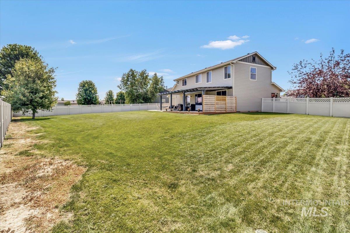 2074 W Maracay Dr, Meridian, Idaho 83646, 5 Bedrooms, 3 Bathrooms, Residential For Sale, Price $737,000,MLS 98922337