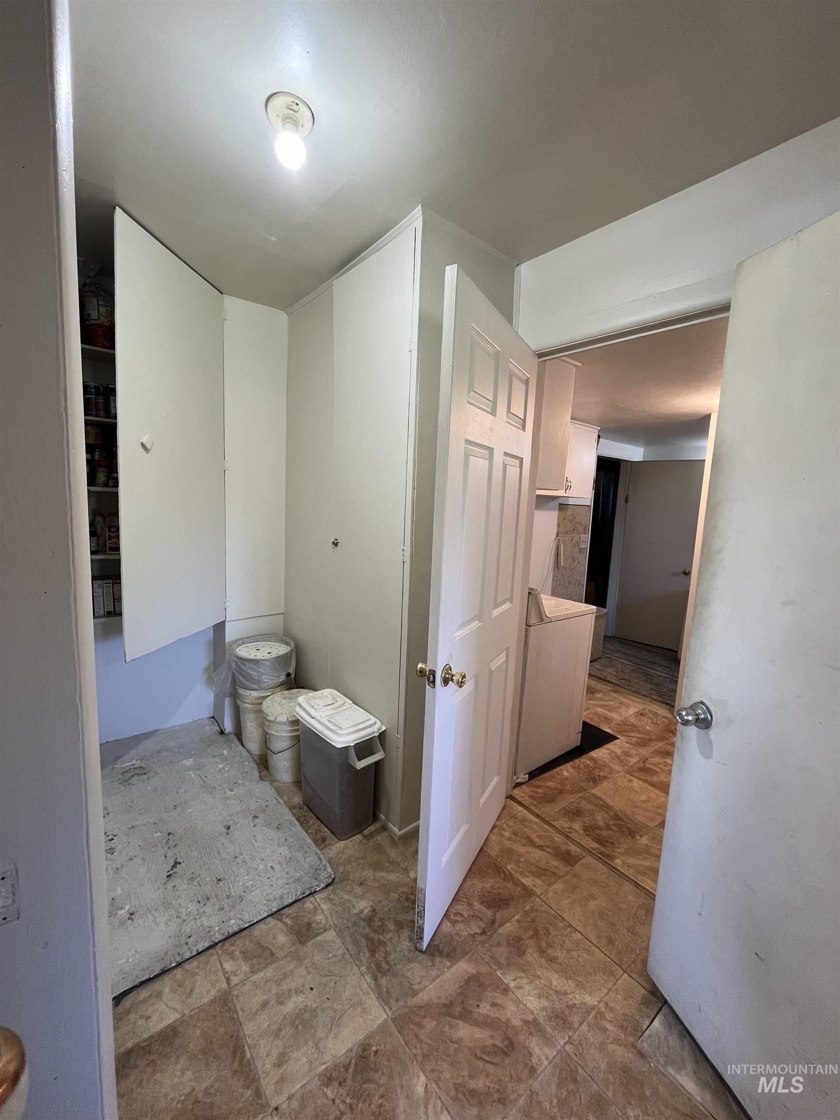 2131 N 2900 W, Arco, Idaho 83213, 3 Bedrooms, 1 Bathroom, Residential For Sale, Price $280,000, 98922379