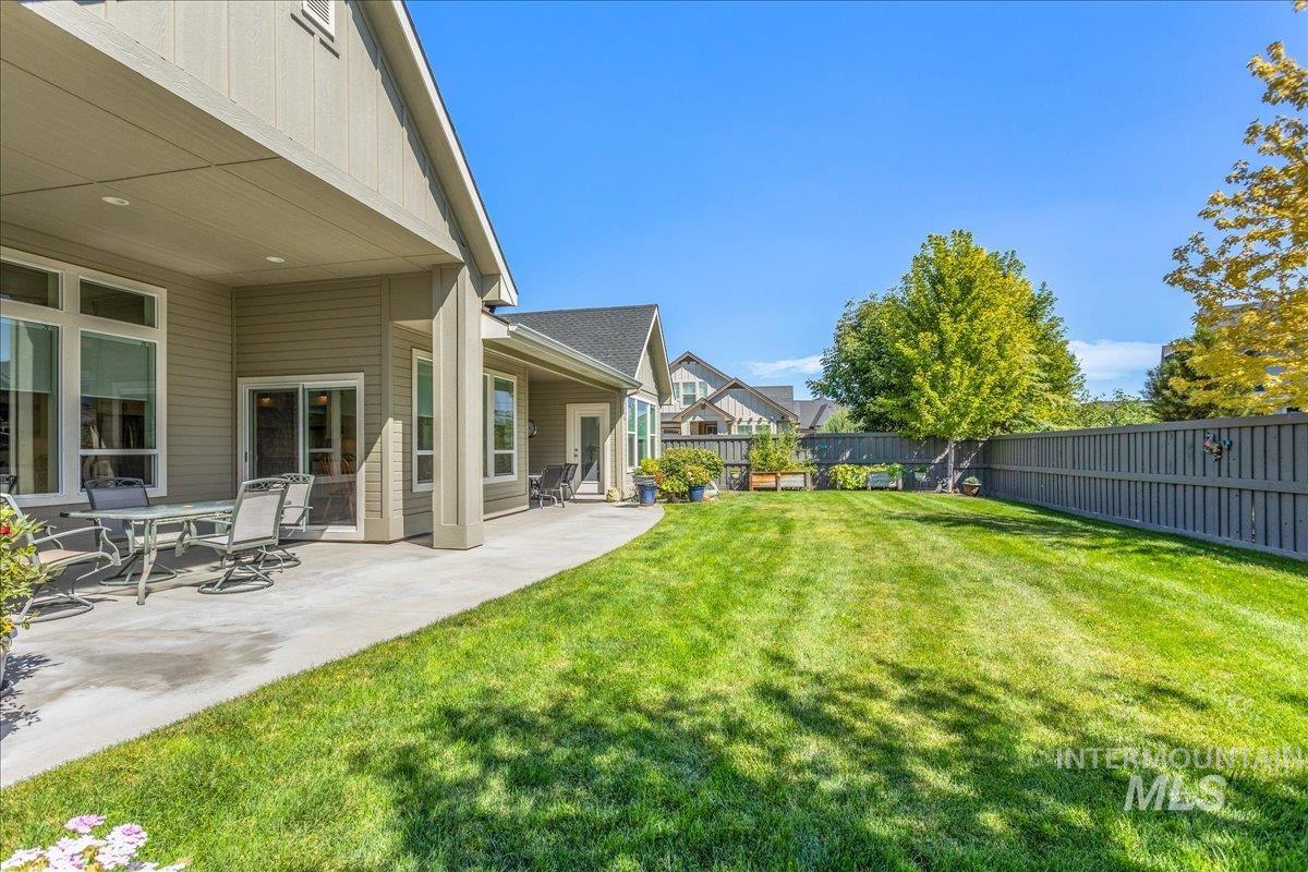 3935 E Tenant Dr., Meridian, Idaho 83642, 4 Bedrooms, 3 Bathrooms, Residential For Sale, Price $835,900,MLS 98922400