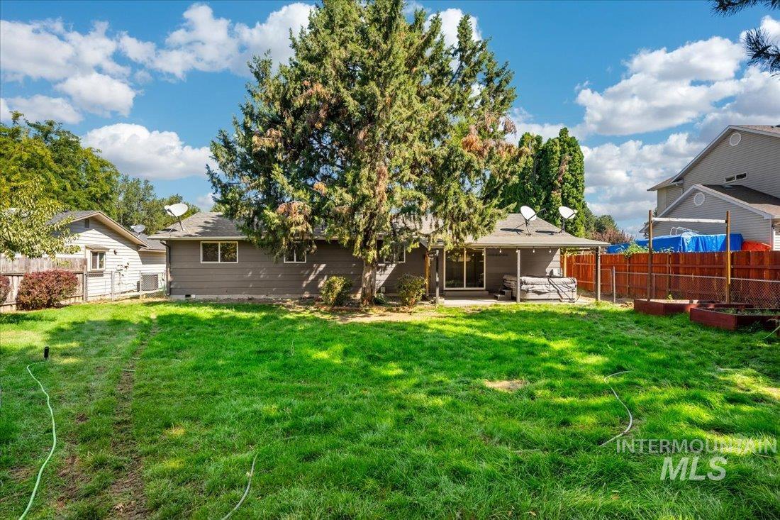 803 Astor Ave, Nampa, Idaho 83651, 3 Bedrooms, 2 Bathrooms, Residential For Sale, Price $330,000,MLS 98922436