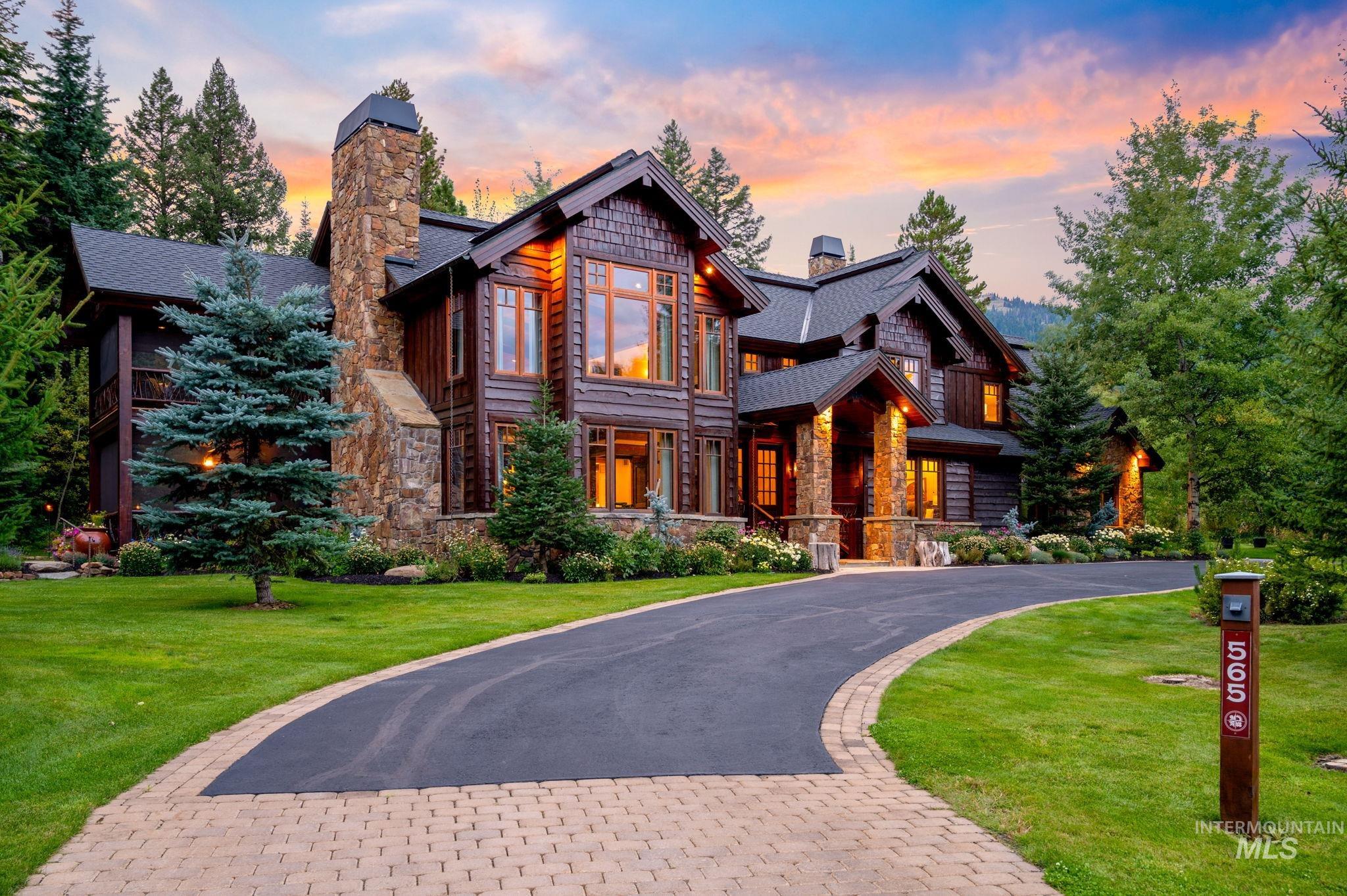 565 Discovery Drive, Donnelly, Idaho 83615, 4 Bedrooms, 3.5 Bathrooms, Residential For Sale, Price $3,200,000, 98922467