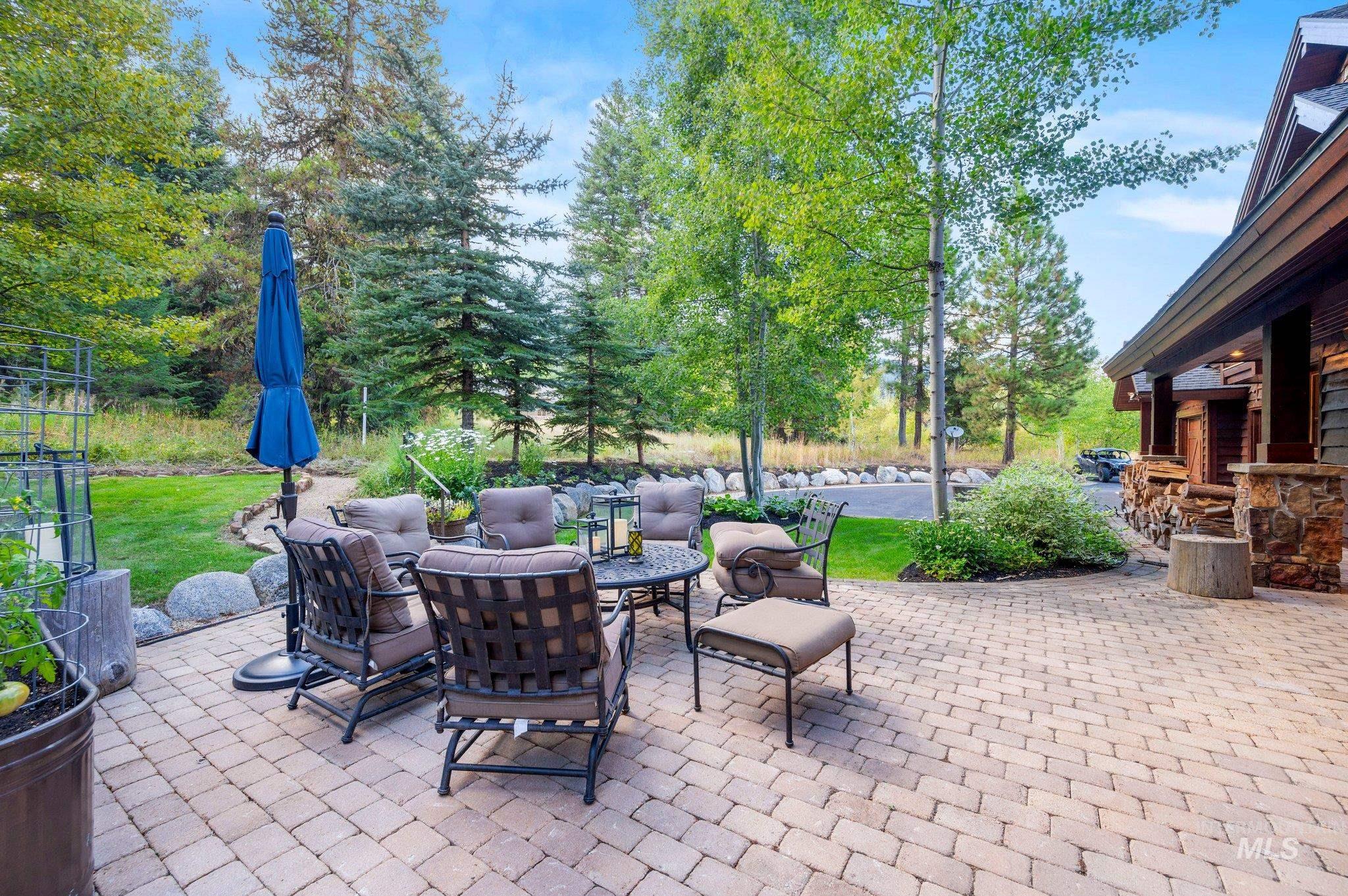 565 Discovery Drive, Donnelly, Idaho 83615, 4 Bedrooms, 3.5 Bathrooms, Residential For Sale, Price $3,200,000, 98922467