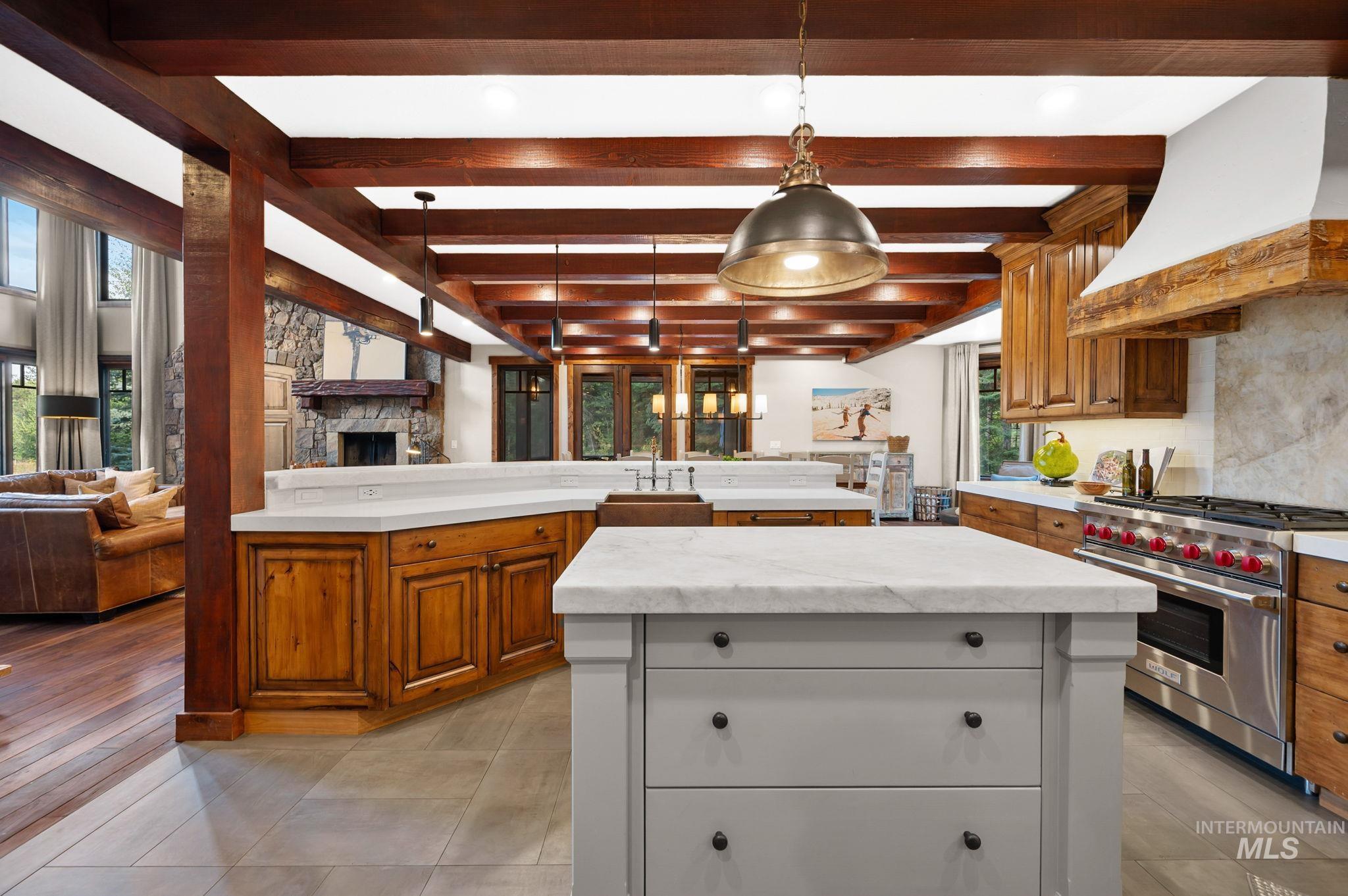 565 Discovery Drive, Donnelly, Idaho 83615, 4 Bedrooms, 3.5 Bathrooms, Residential For Sale, Price $3,200,000, 98922467