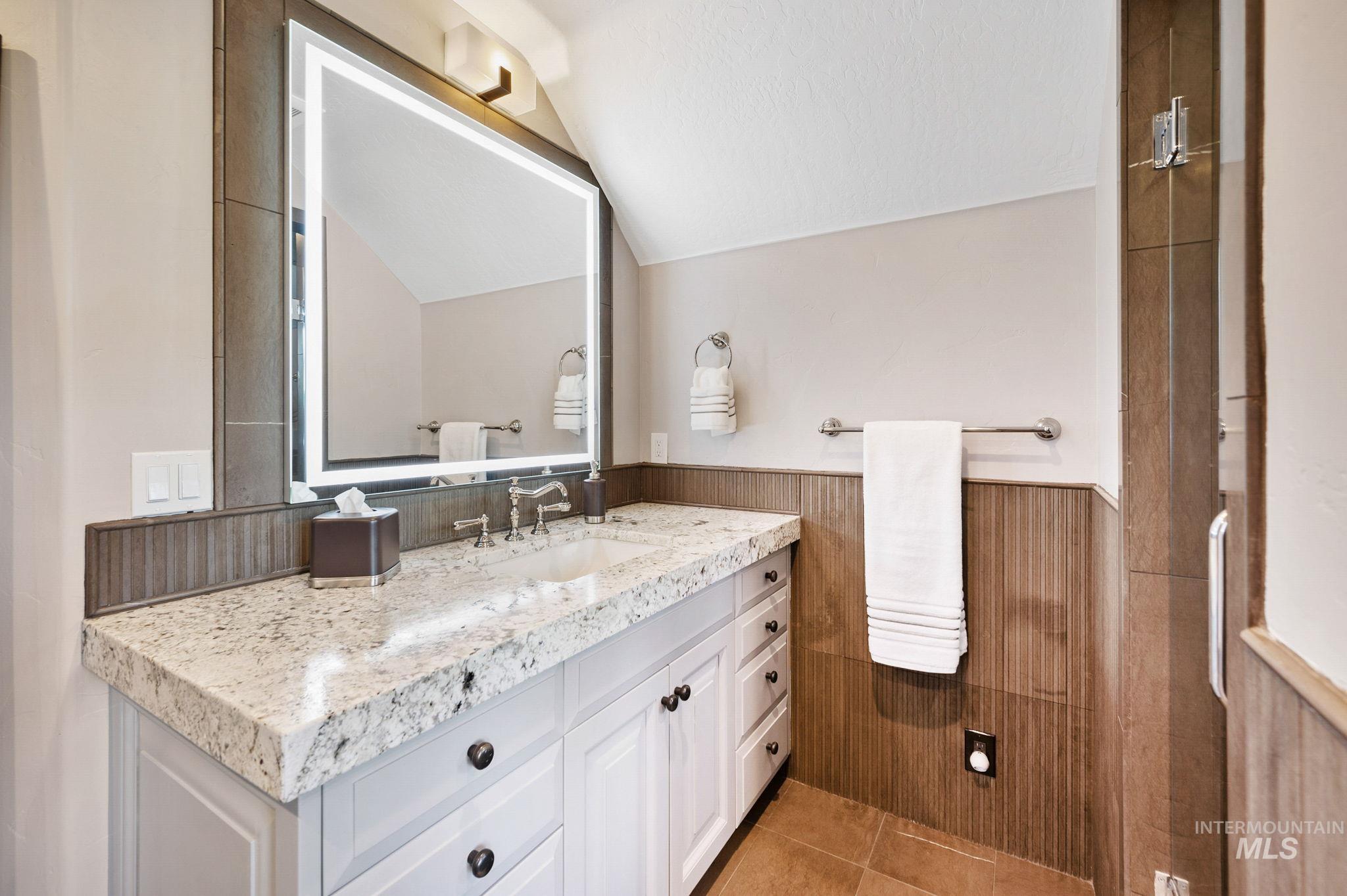 565 Discovery Drive, Donnelly, Idaho 83615, 4 Bedrooms, 3.5 Bathrooms, Residential For Sale, Price $3,200,000, 98922467