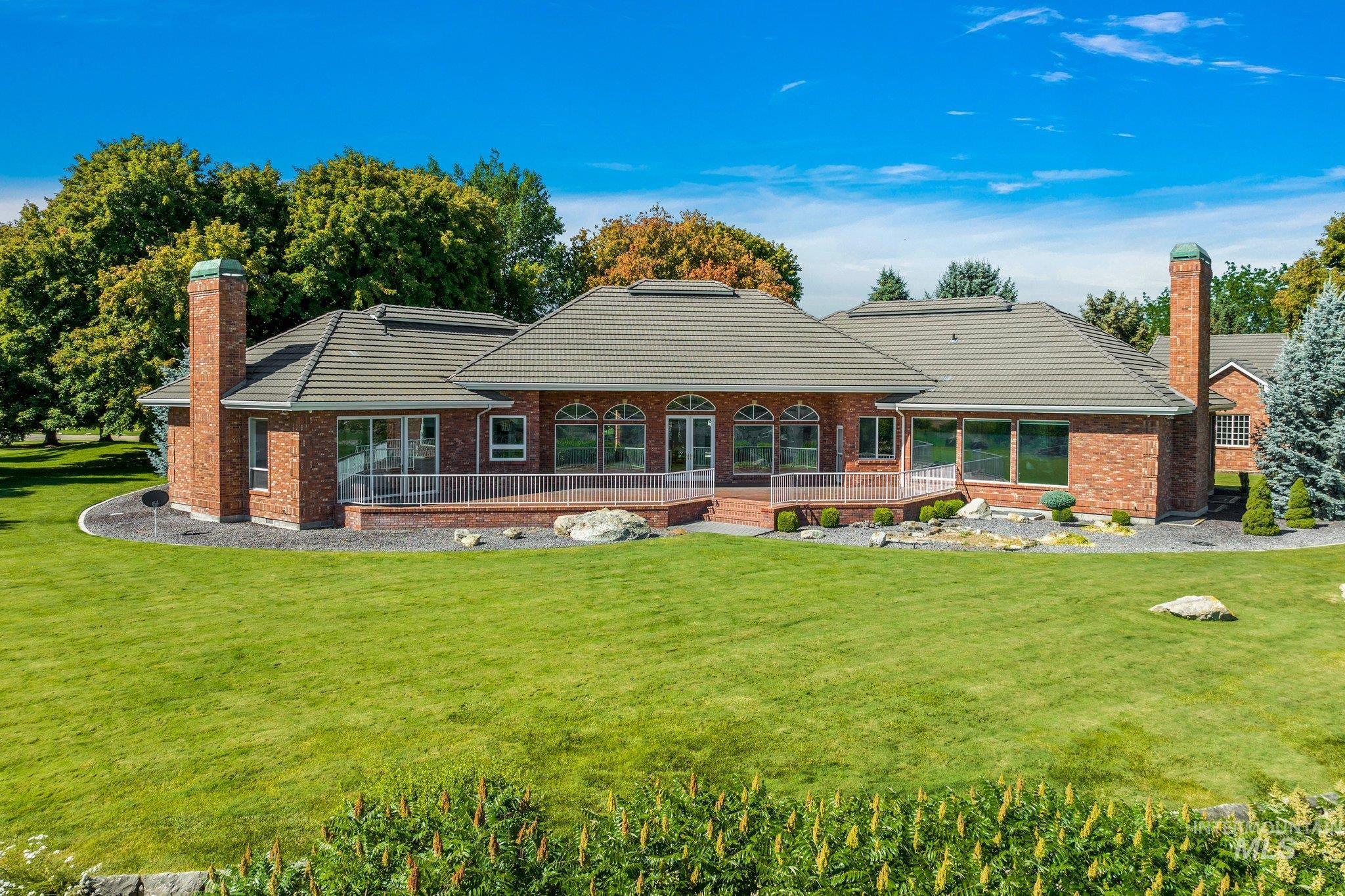 2200 W Clearvue Ct, Eagle, Idaho 83616, 4 Bedrooms, 3.5 Bathrooms, Residential For Sale, Price $2,995,000, 98922485