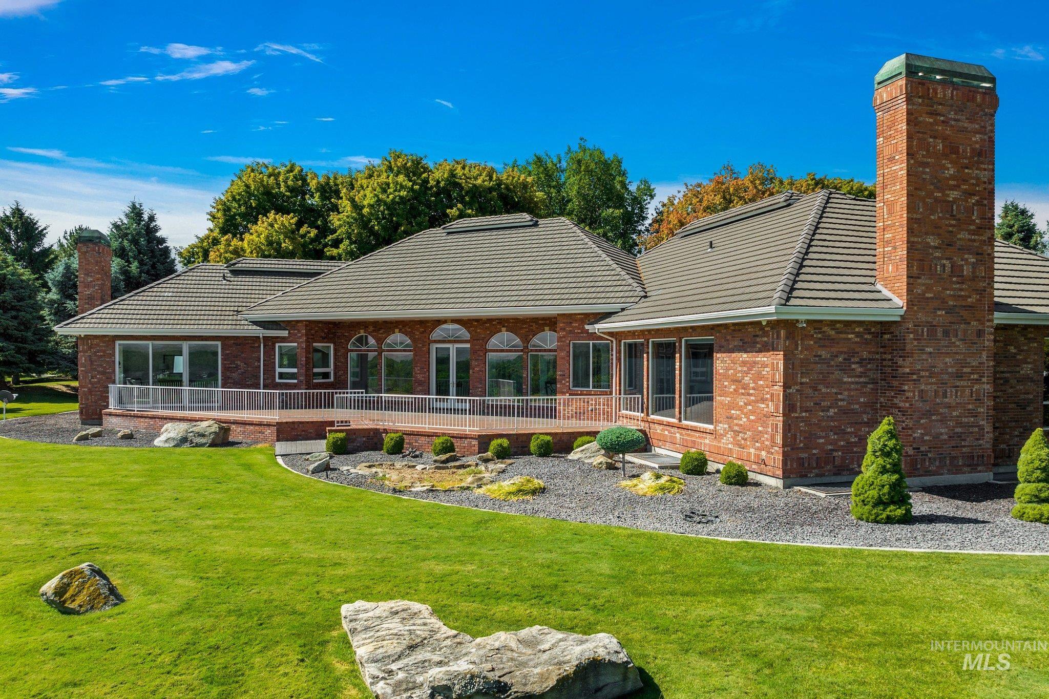 2200 W Clearvue Ct, Eagle, Idaho 83616, 4 Bedrooms, 3.5 Bathrooms, Residential For Sale, Price $2,995,000, 98922485