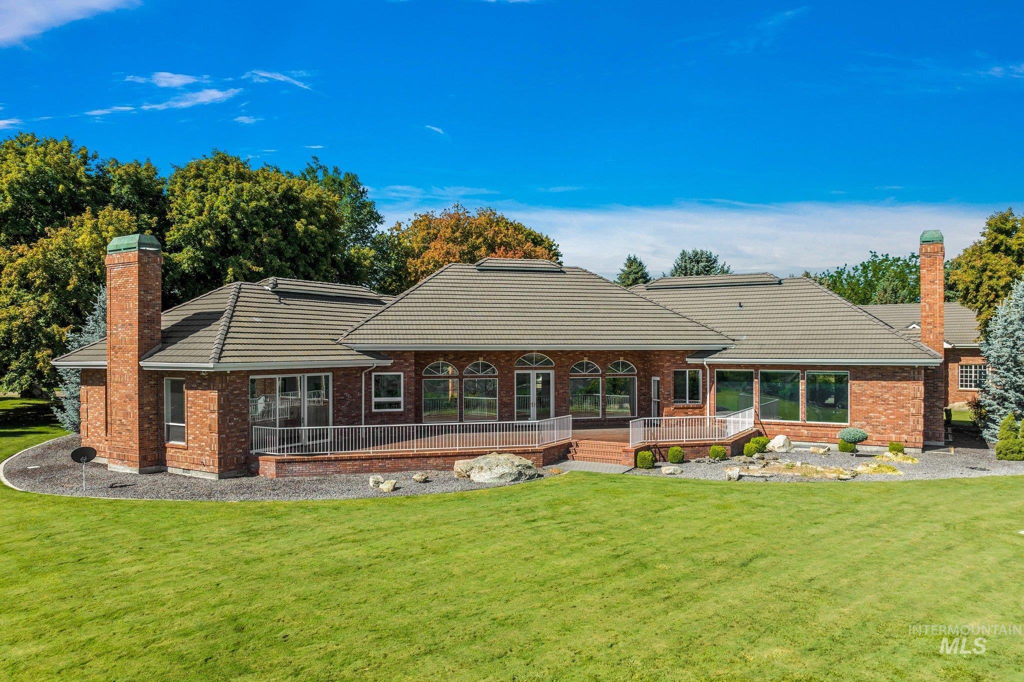 2200 W Clearvue Ct, Eagle, Idaho 83616, 4 Bedrooms, 3.5 Bathrooms, Residential For Sale, Price $2,995,000, 98922485