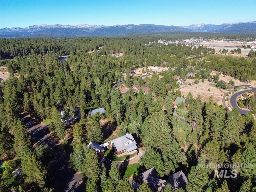 757 Chad Loop, McCall, Idaho 83638, 5 Bedrooms, 3 Bathrooms, Residential For Sale, Price $1,260,000,MLS 98922523